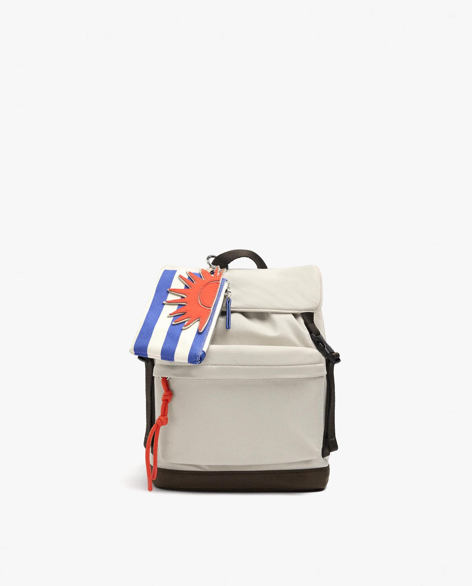 Mochila de mujer con varios compartimentos y neceser extraíble con cierre de hebilla en liso - Parfois - Crudo Crudo-1