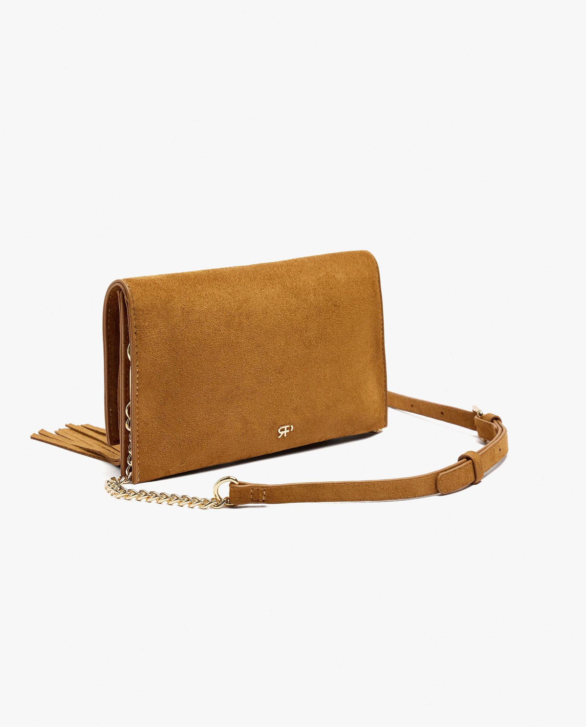 Bandolera de mujer con solapa y cierre imantado con flecos decorativos en liso - Parfois - Camel Camel-2