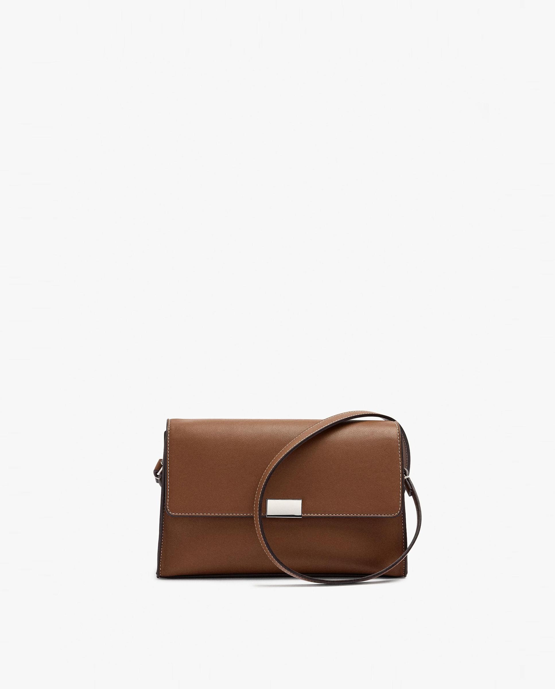 Bandolera de mujer con solapa y cierre imantado en liso - Parfois - Camel Camel-1