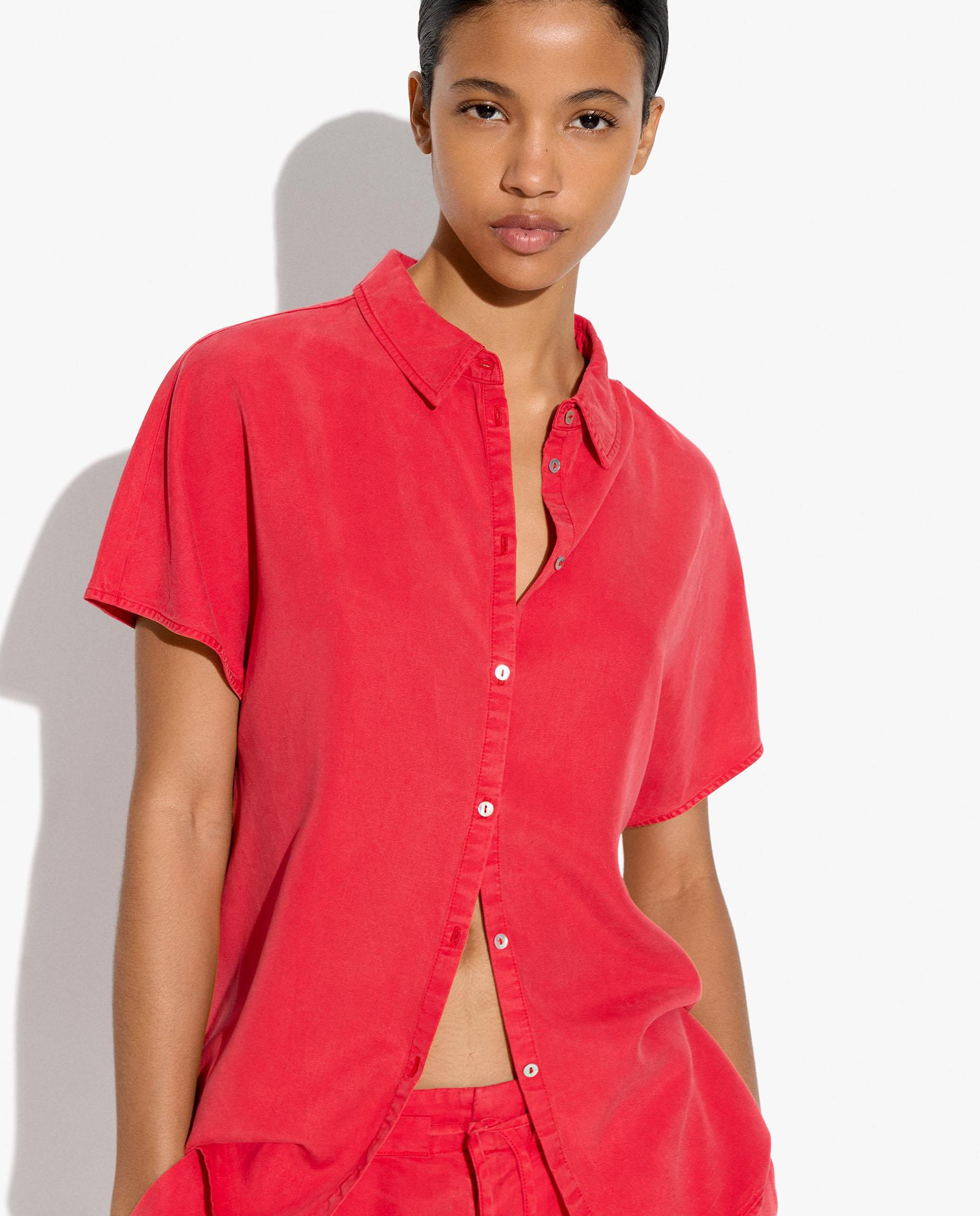 Camisa de mujer 100% liocel de manga corta en liso - Parfois - Rojo Rojo-1