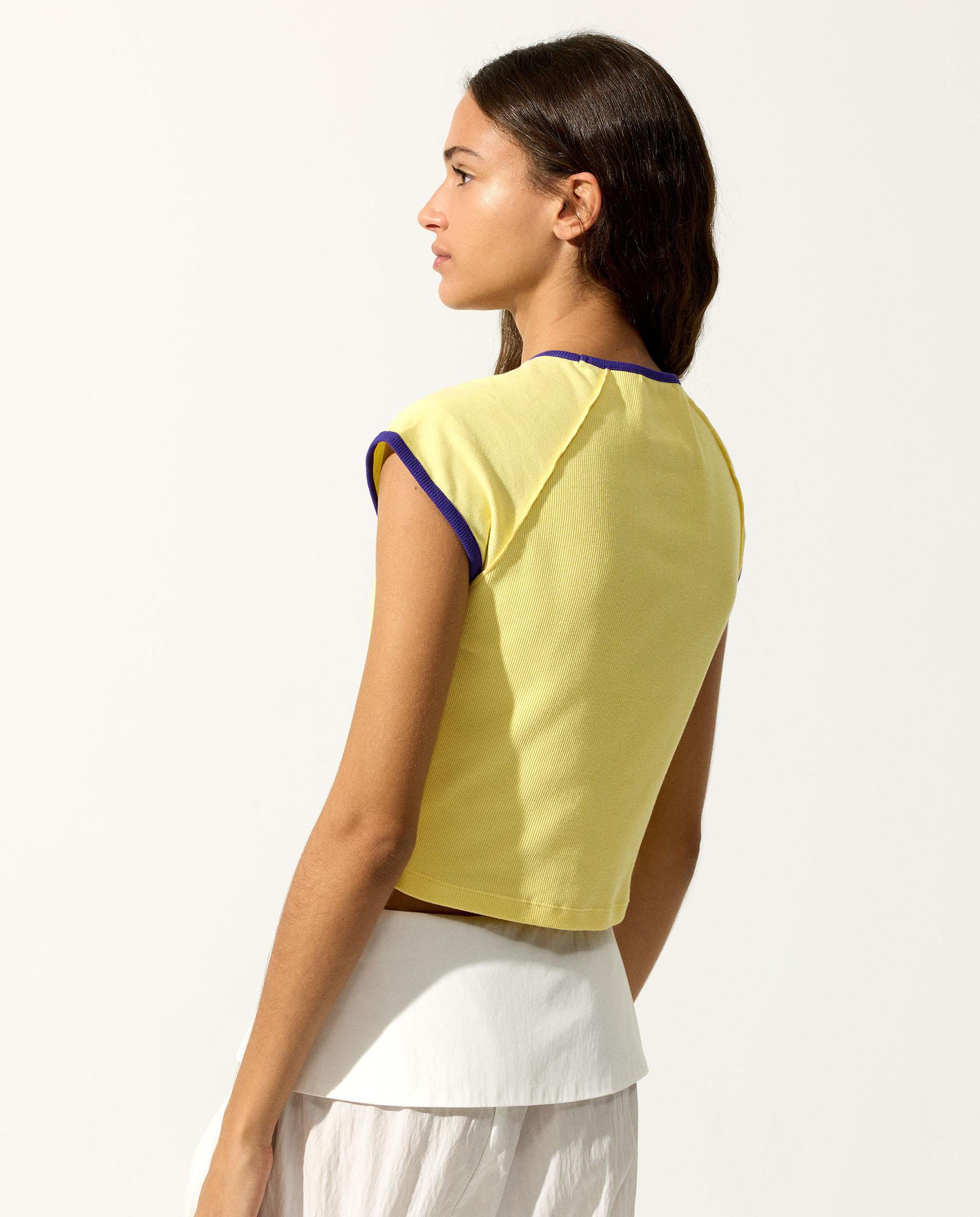 Camiseta de mujer cropped de manga corta en liso - Parfois - Amarillo Amarillo-4