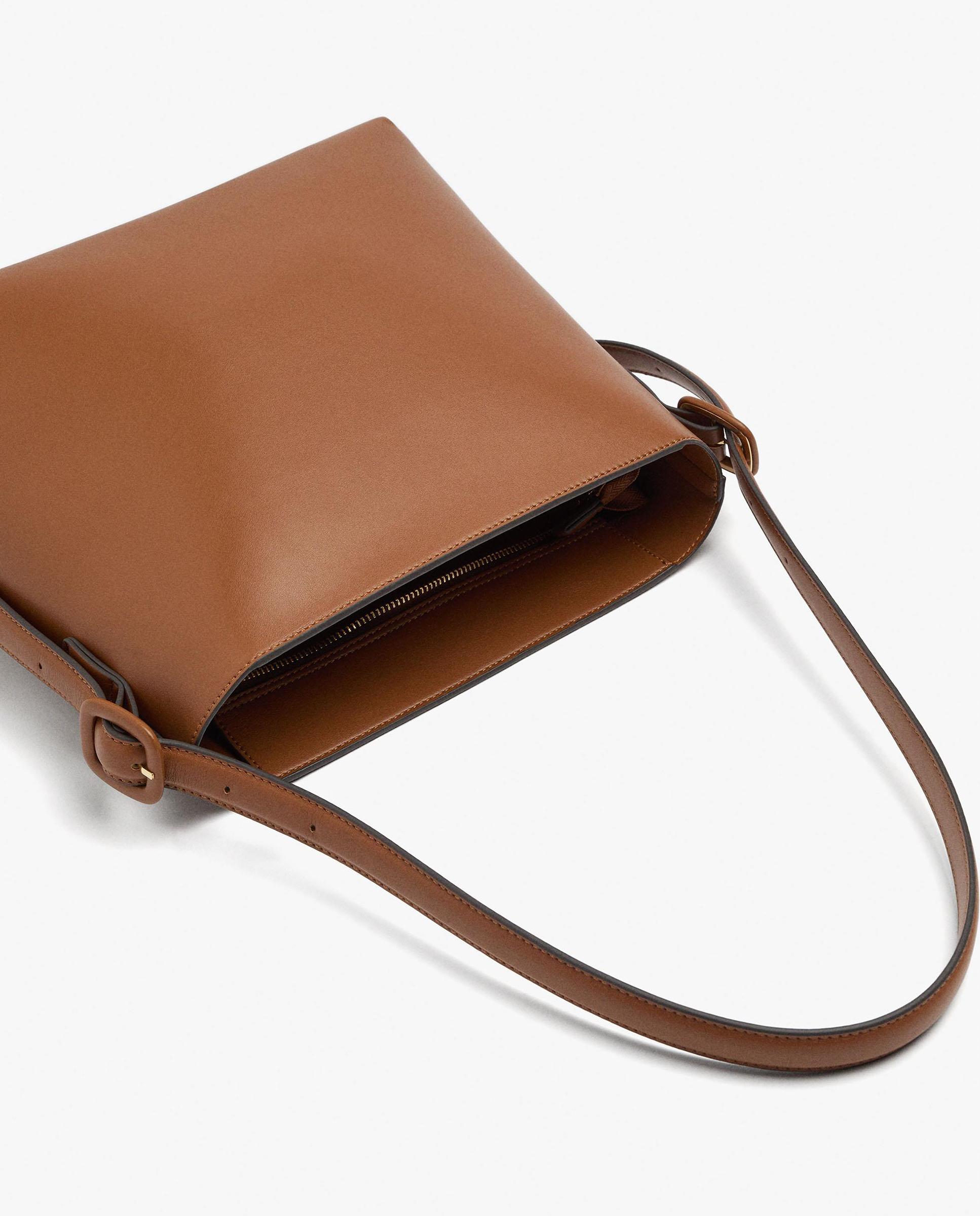 Bolso de hombro estructurado con cierre de cremallera en liso - Parfois - Marrón claro Marrón claro-4