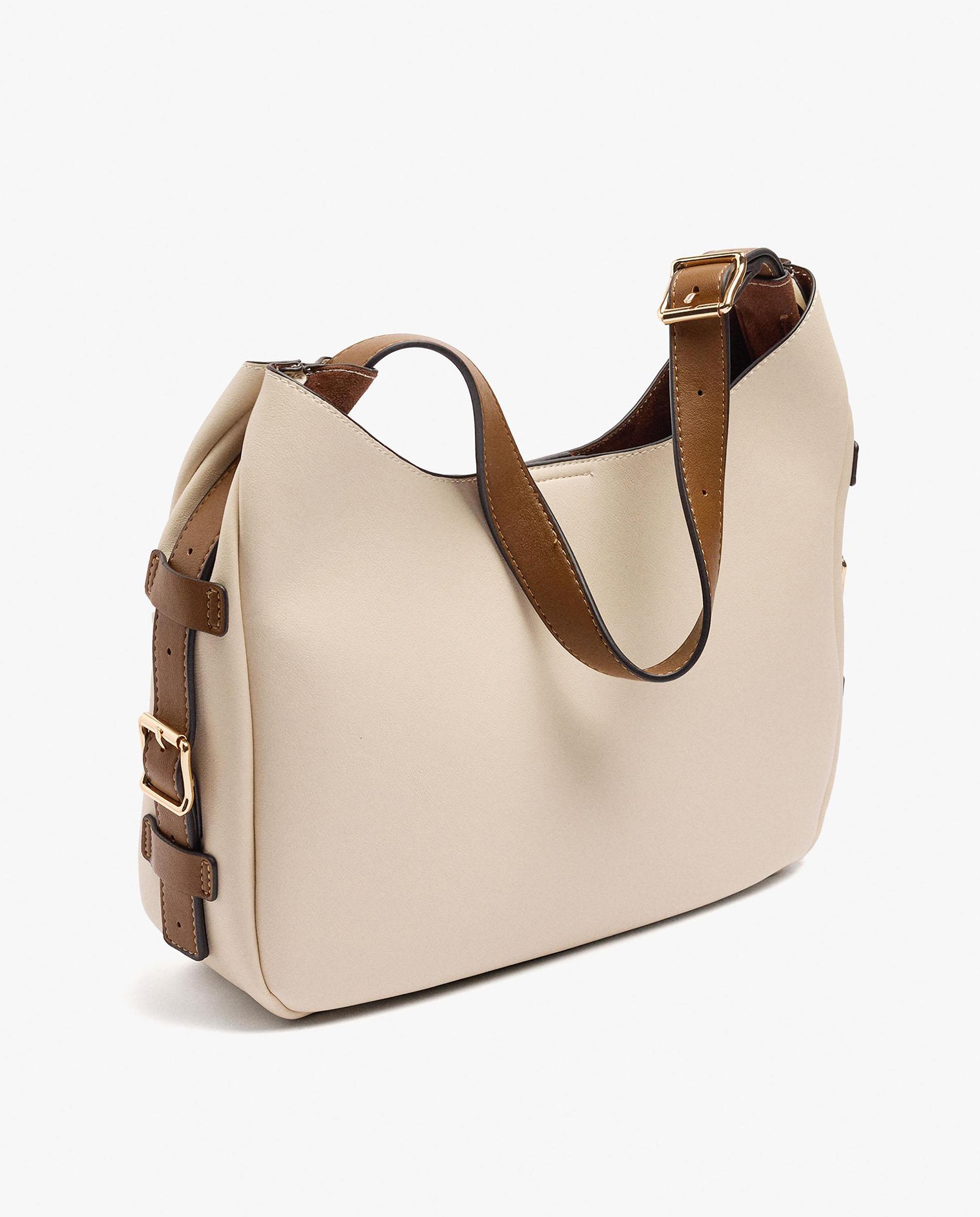 Bolso de hombro con hebillas laterales decorativas y cierre de cremallera en liso - Parfois - Crudo Crudo-2