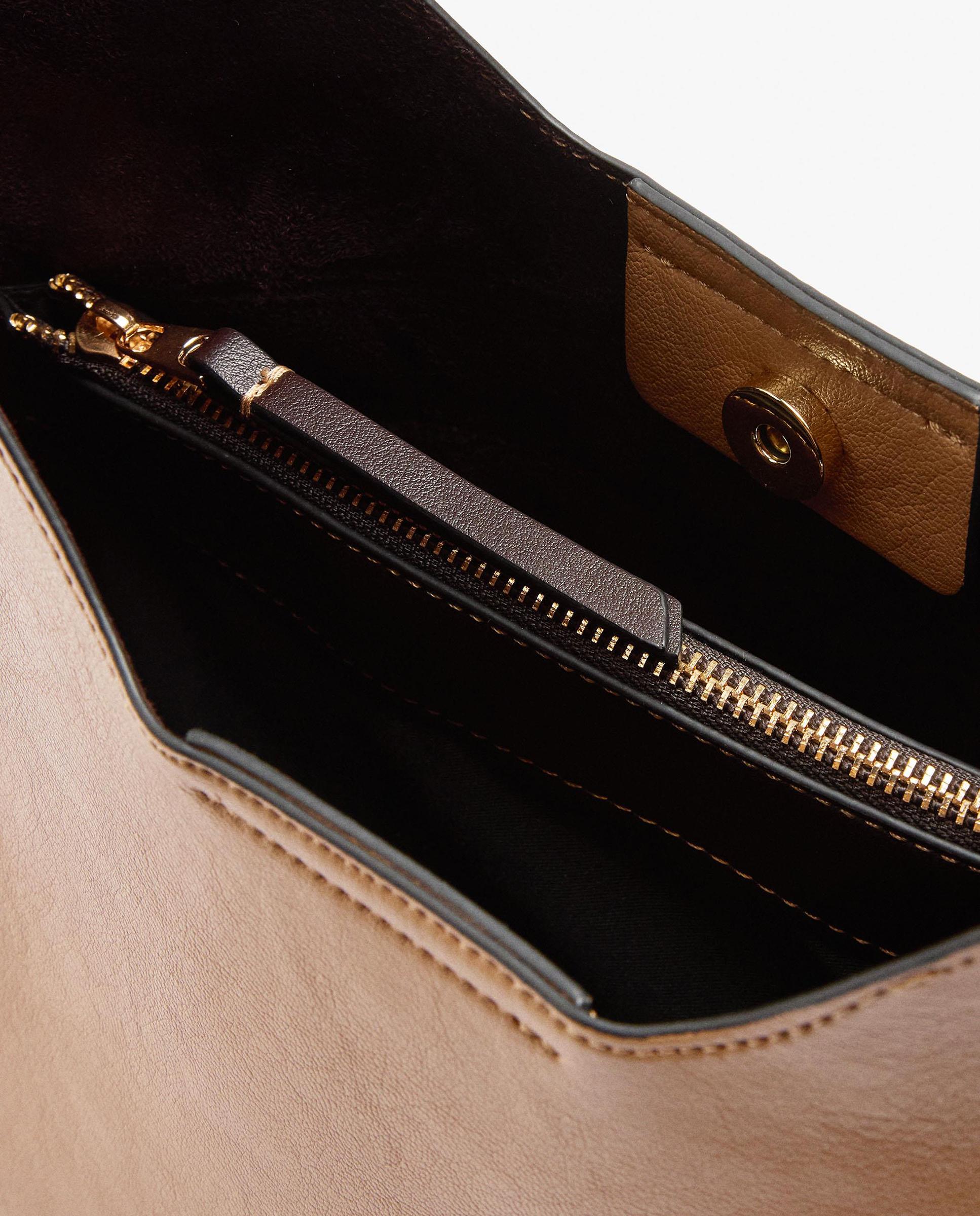 Bolso de hombro con cierre imantado en liso - Parfois - Beige Beige-4