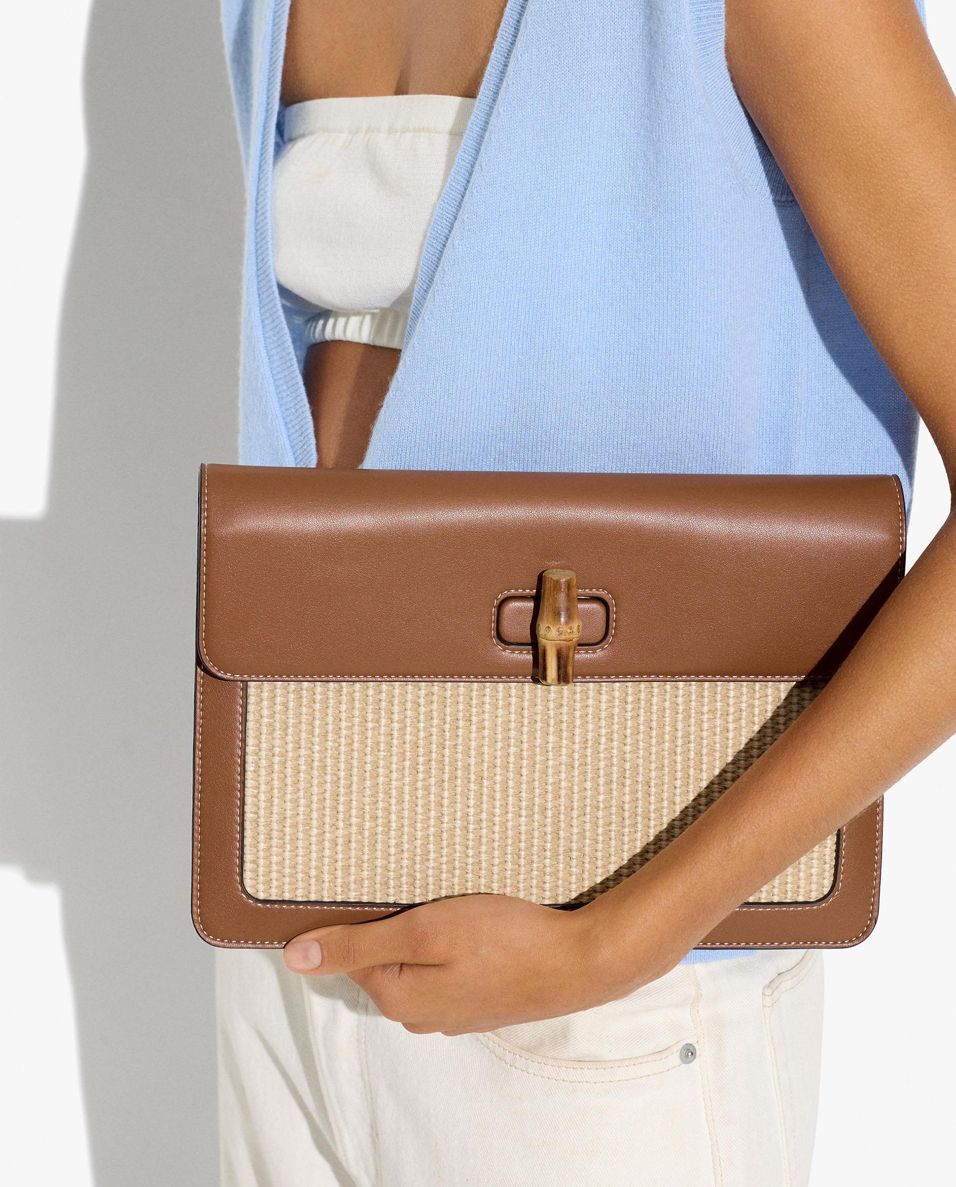 Bolso de mano estilo sobre con cierre de botón en liso - Parfois - Marrón Marrón-2