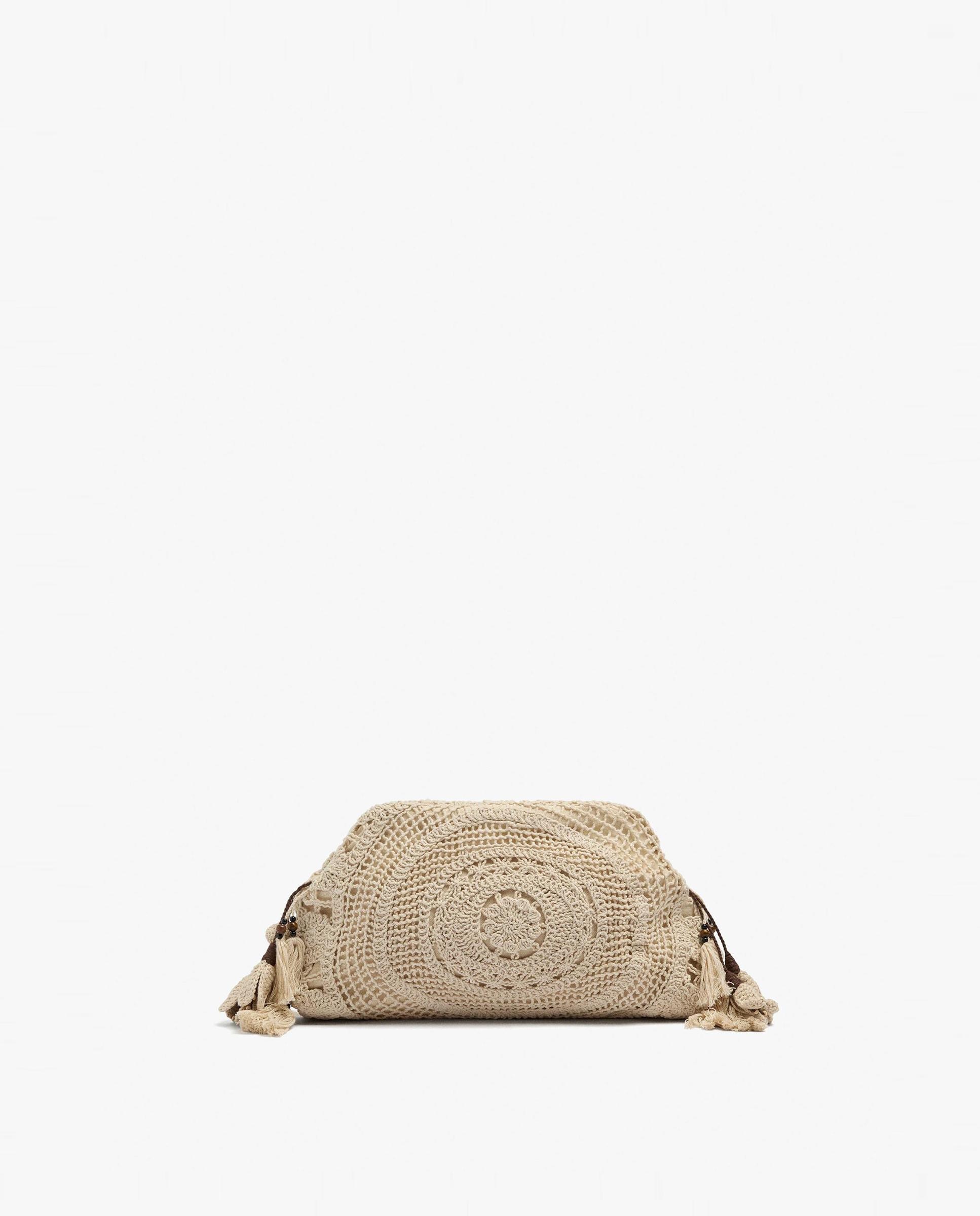 Bolso de mano 100% algodón de crochet con cierre de cremallera y borlas decorativas - Parfois - Crudo Crudo-1