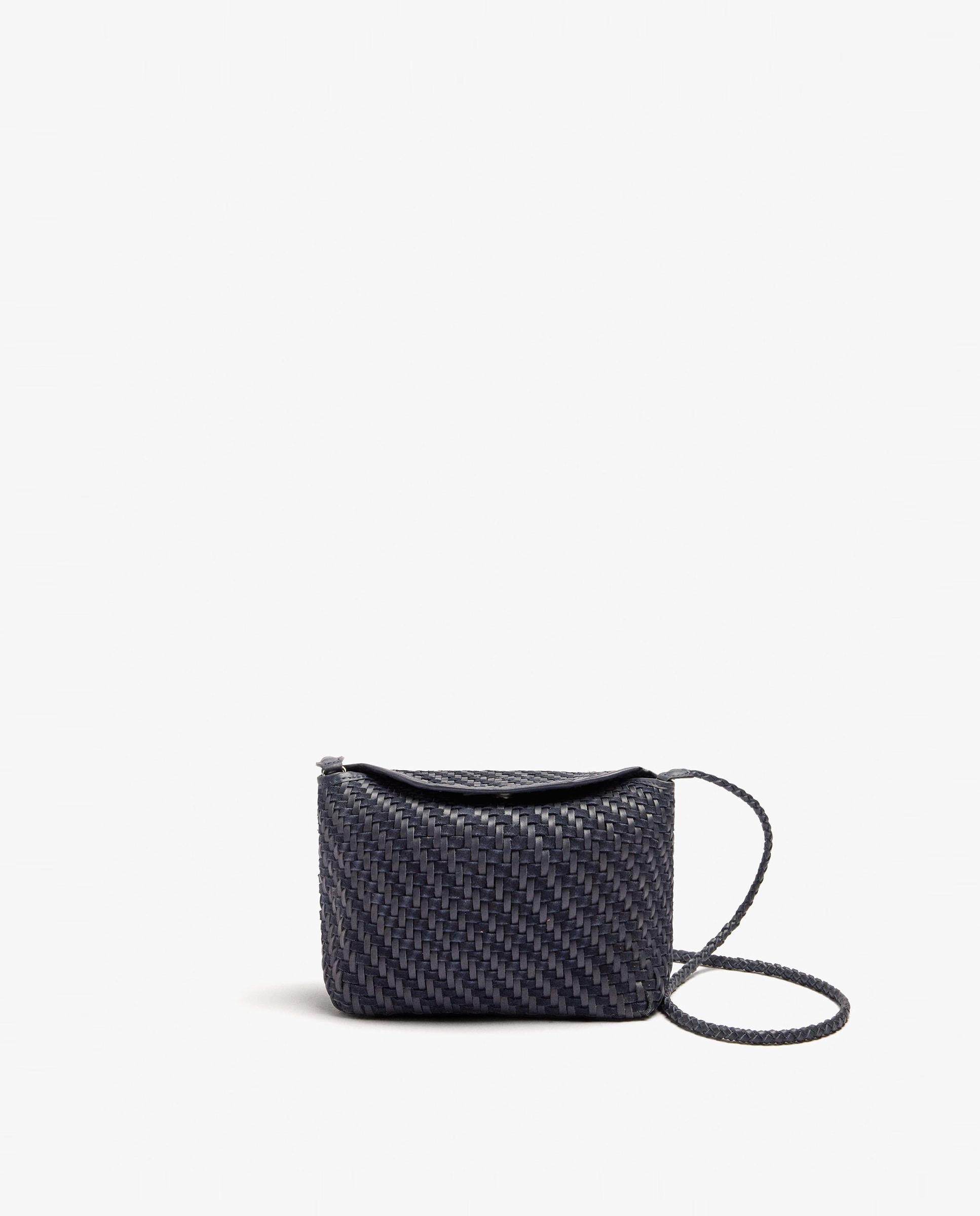 Bandolera de mujer 100% piel trenzada con cierre imantado en liso - Parfois - Azul Azul-1