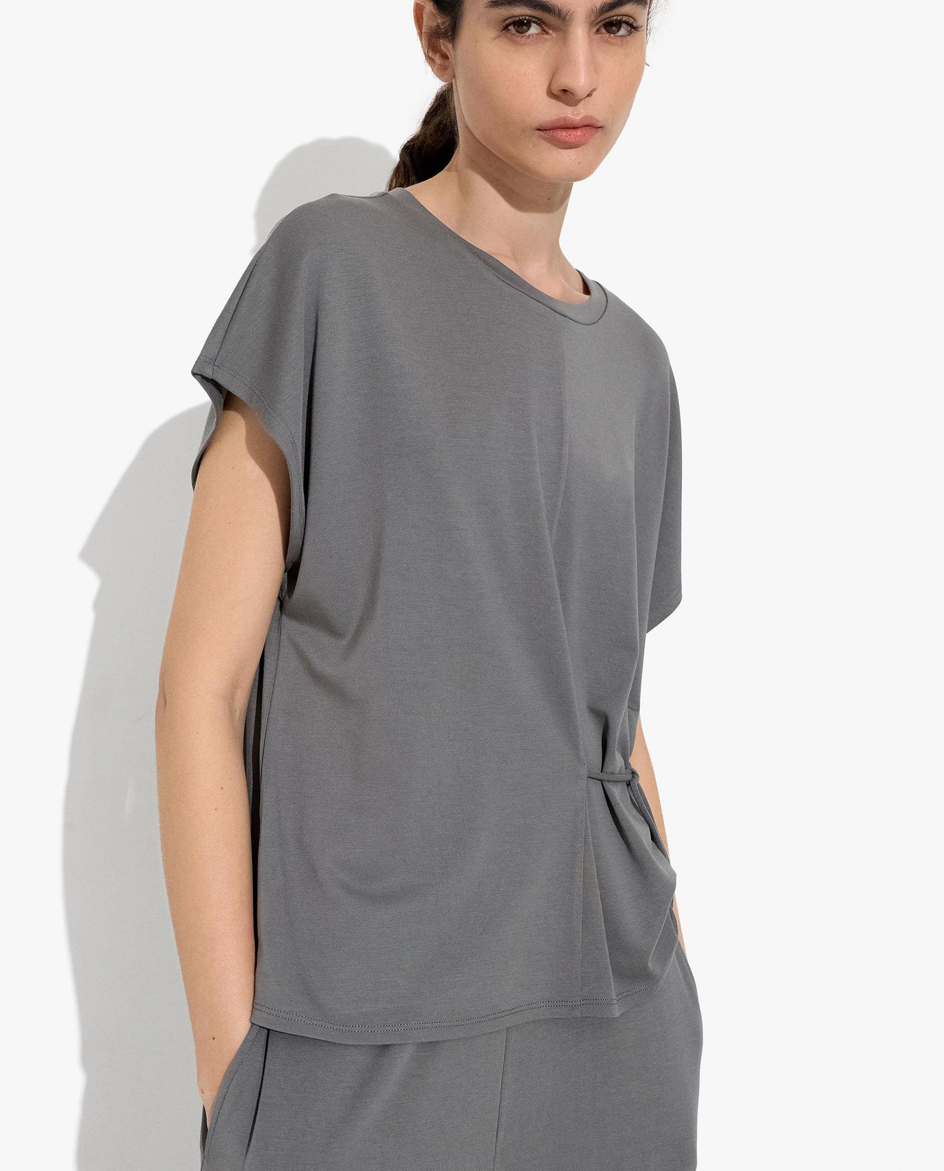 Camiseta de mujer de manga corta con fruncido lateral en liso - Parfois - Gris Gris-1