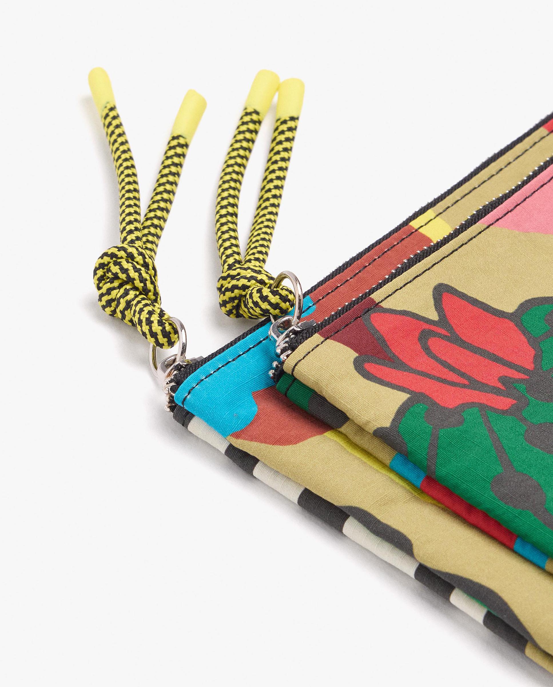 Neceser con varios compartimentos y estampados - Parfois - Multicolor Multicolor-3