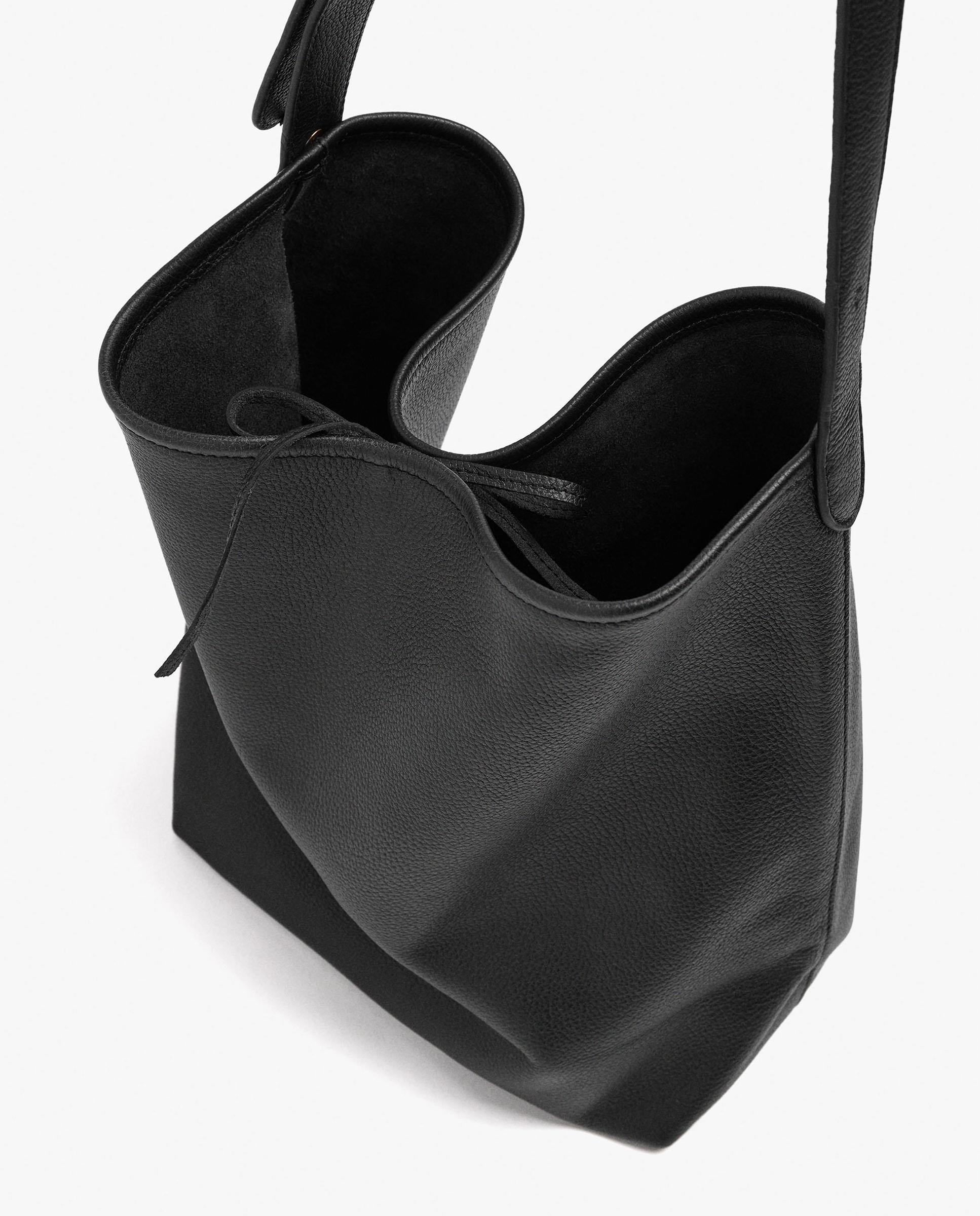 Bolso de hombro 100% piel texturizado con cierre de lazo en liso - Parfois - Negro Negro-6
