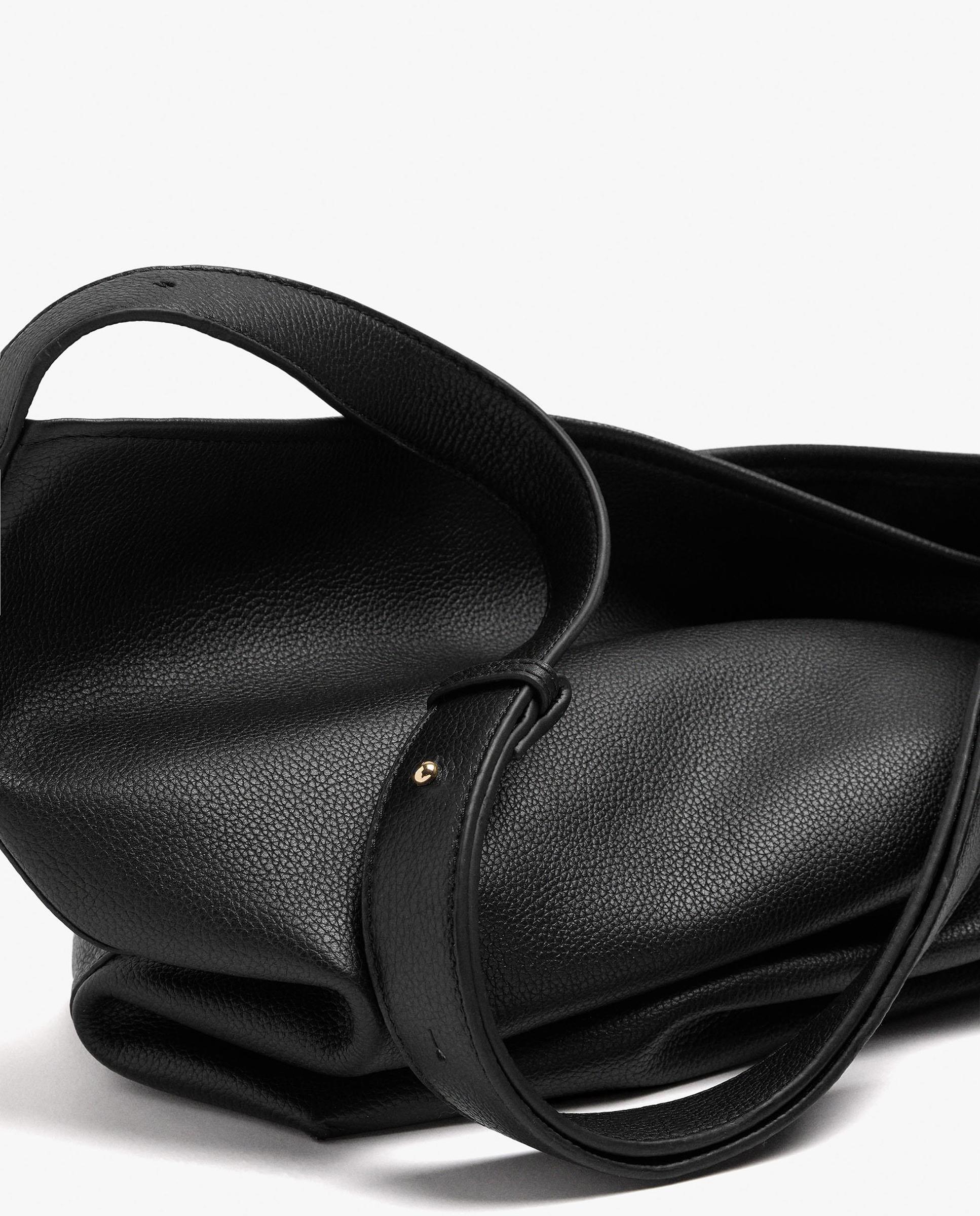 Bolso de hombro 100% piel texturizado con cierre de lazo en liso - Parfois - Negro Negro-7