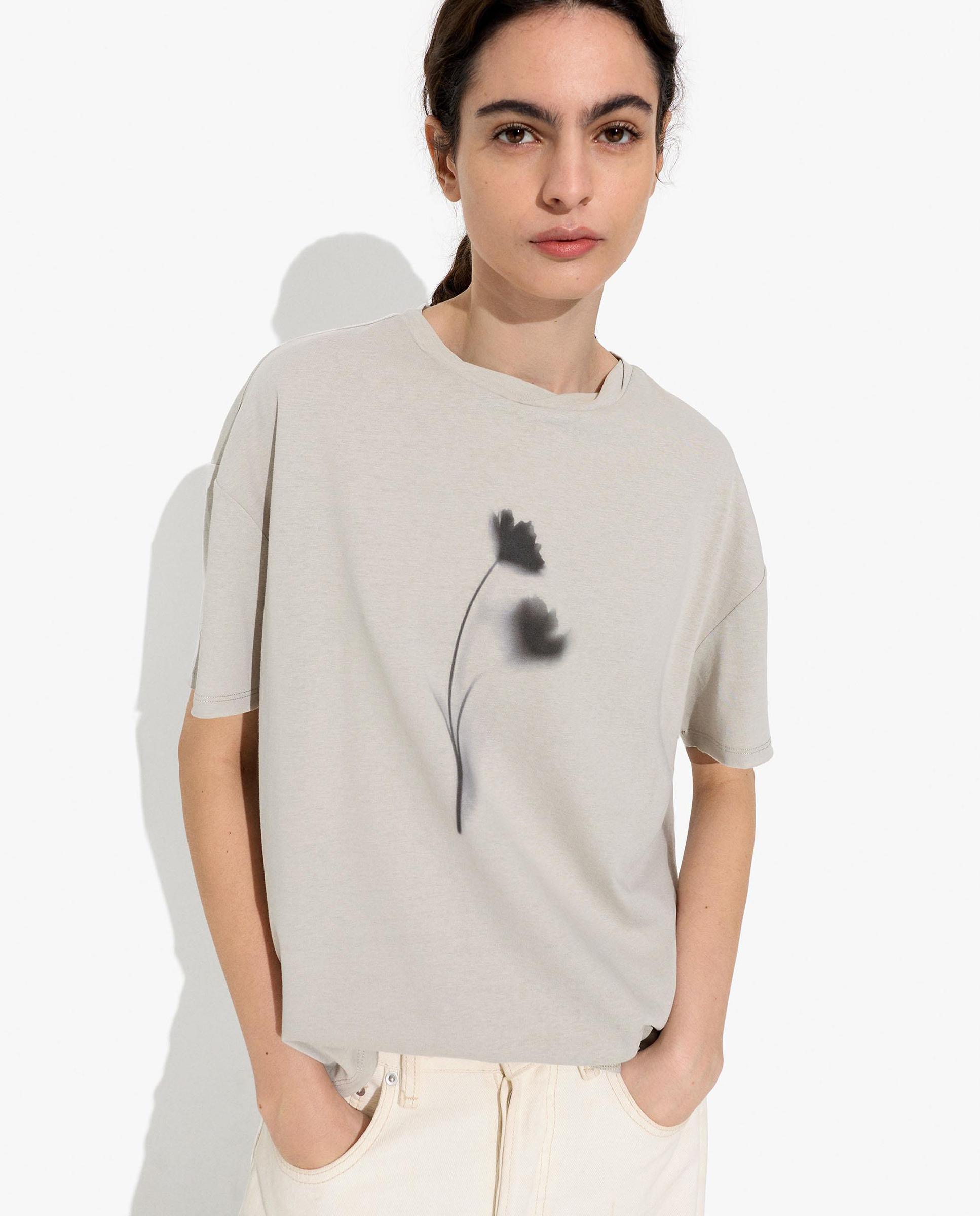Camiseta de mujer de manga corta con dibujo frontal - Parfois - Gris claro Gris claro-1
