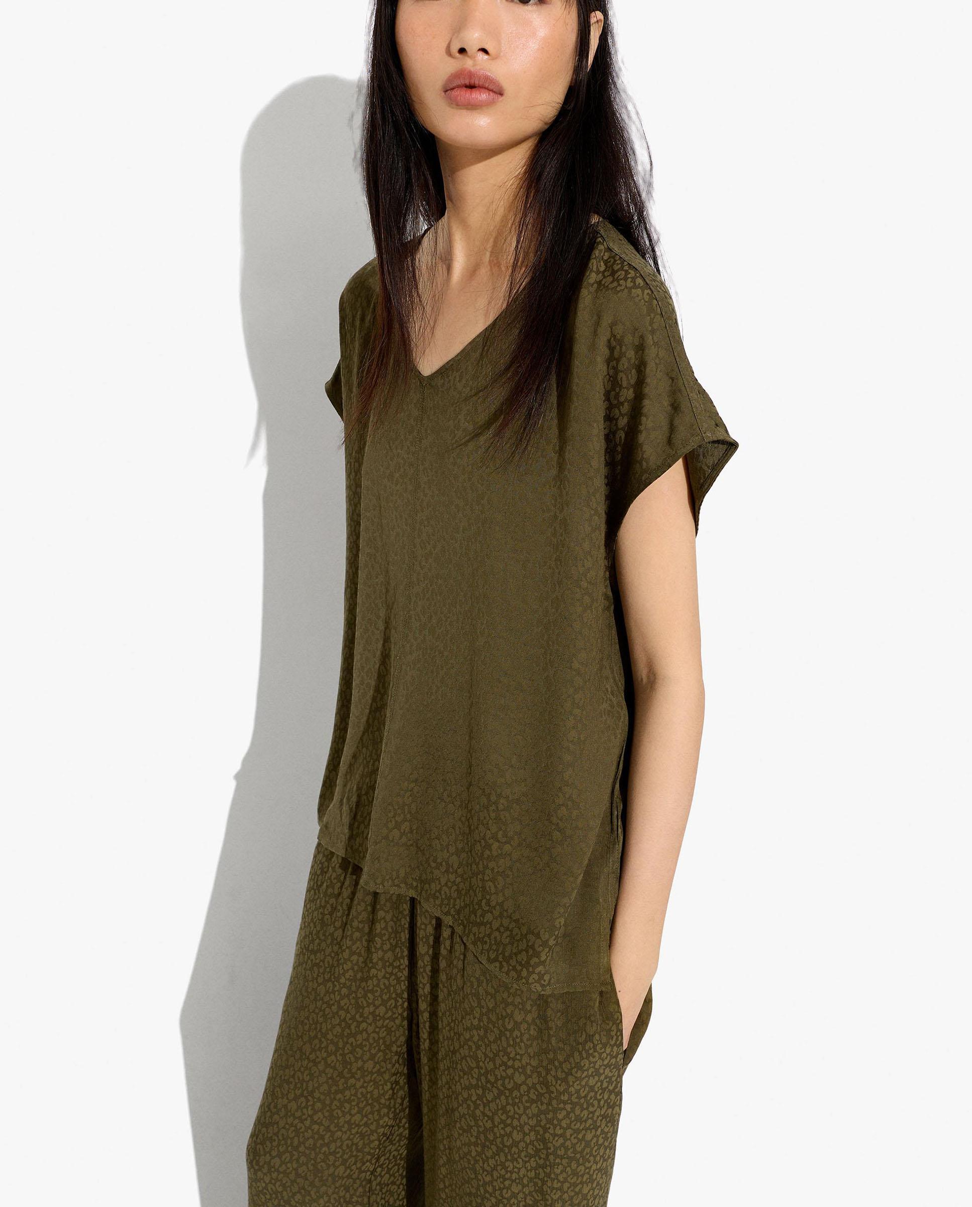 Blusa de mujer 100% viscosa de manga corta con cuello pico - Parfois - Kaki Kaki-3