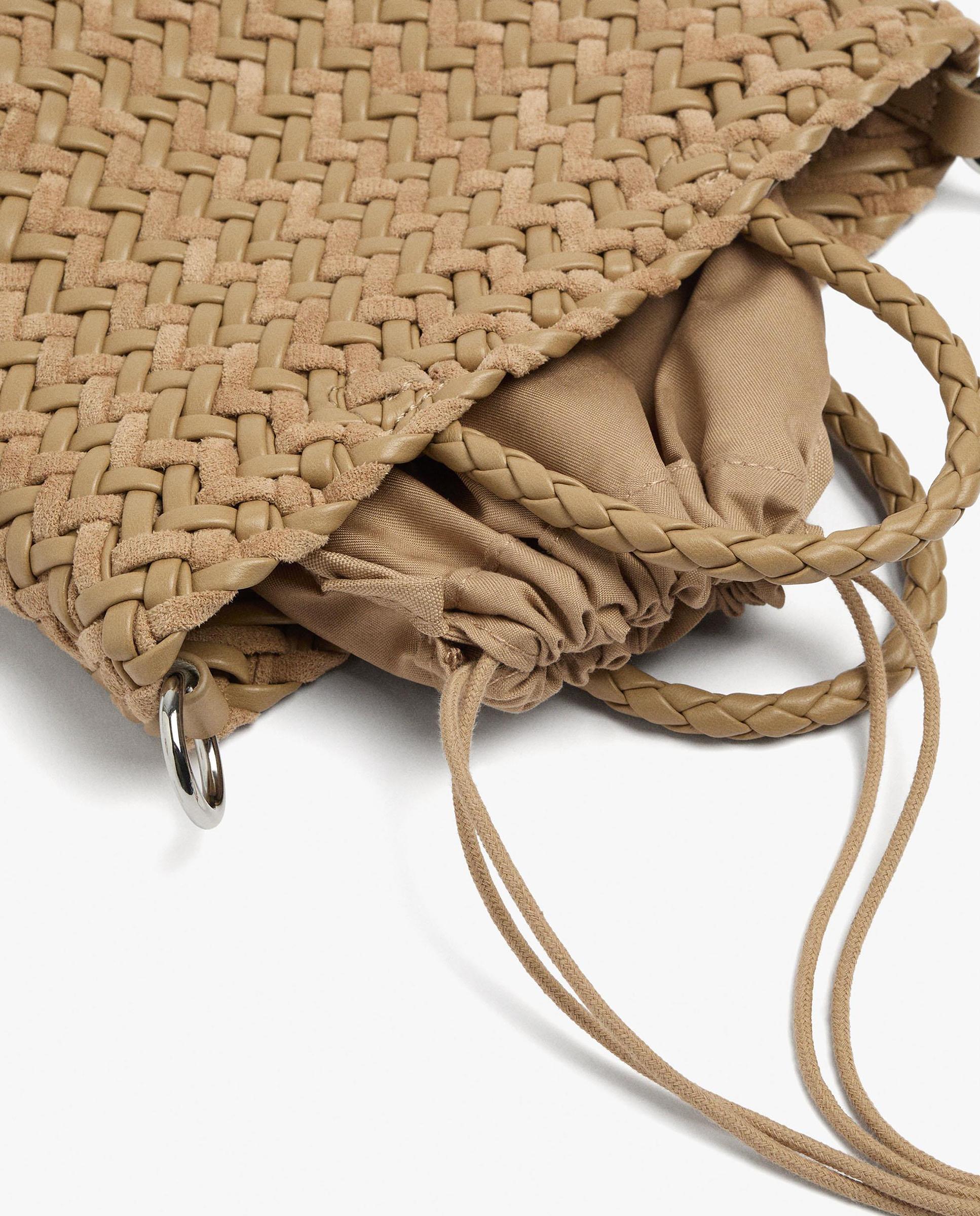 Bolso de mano estilo tote trenzado convertible a bandolera con cierre imantado en liso - Parfois - Natural Natural-2
