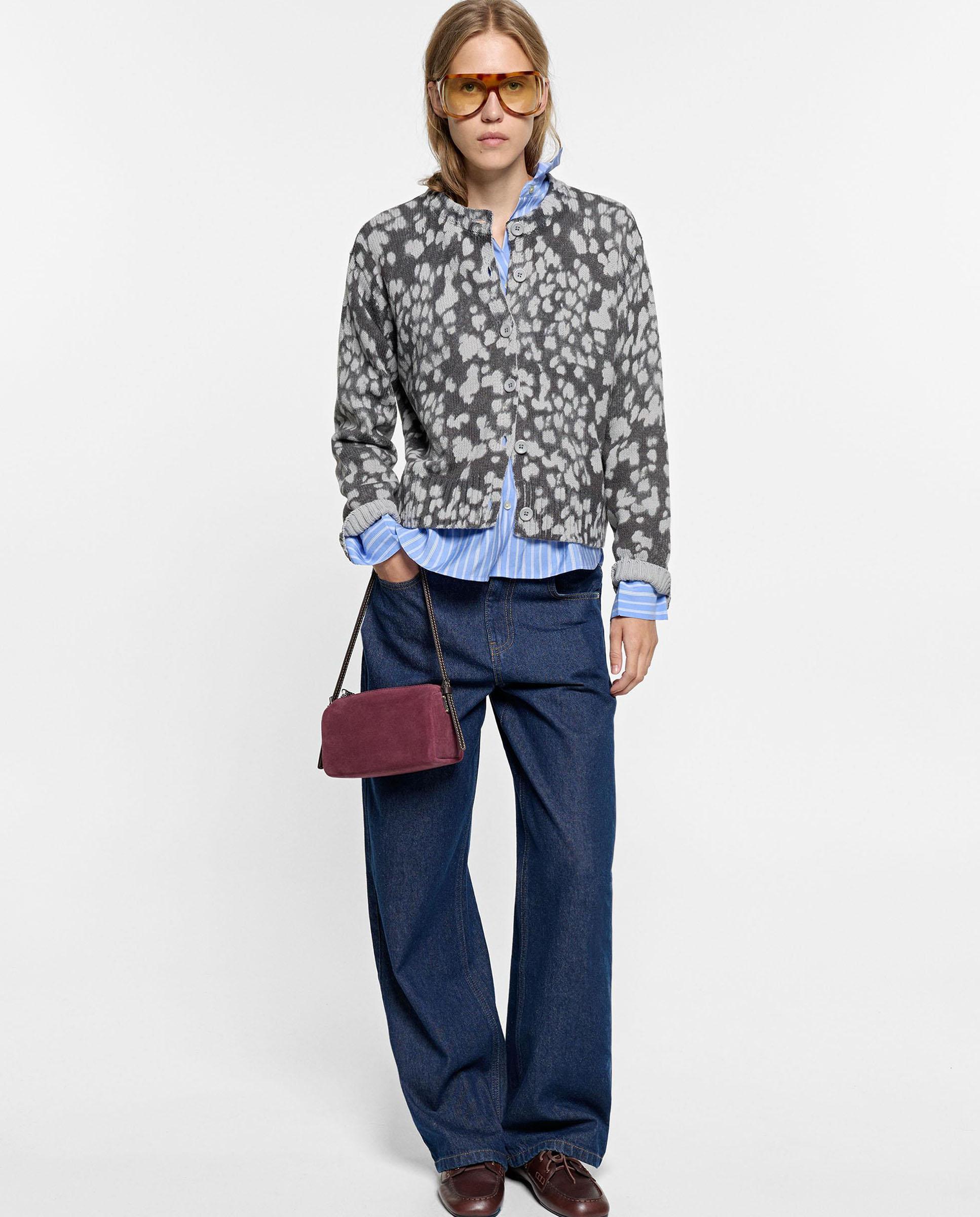Cárdigan de mujer de punto con estapado animal print - Parfois - Gris Gris-2