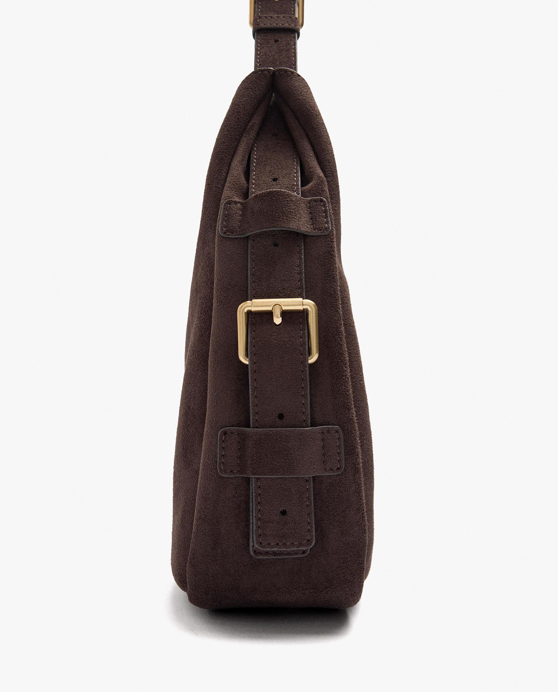 Bolso de hombro con hebillas laterales decorativas y cierre de cremallera en liso - Parfois - Marrón oscuro Marrón oscuro-3