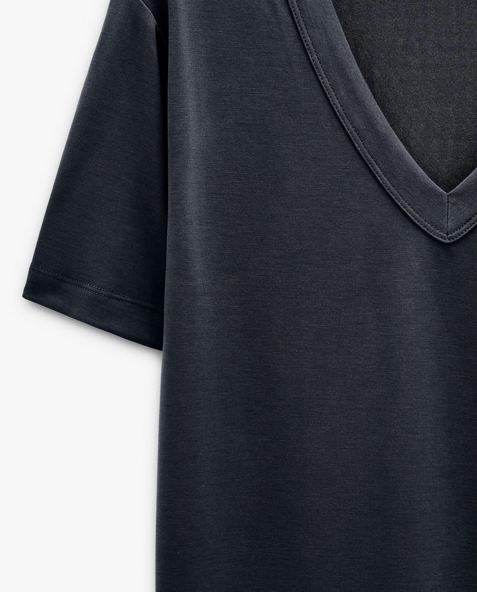 Camiseta de mujer de manga corta con cuello pico - Parfois - Gris oscuro Gris oscuro-5