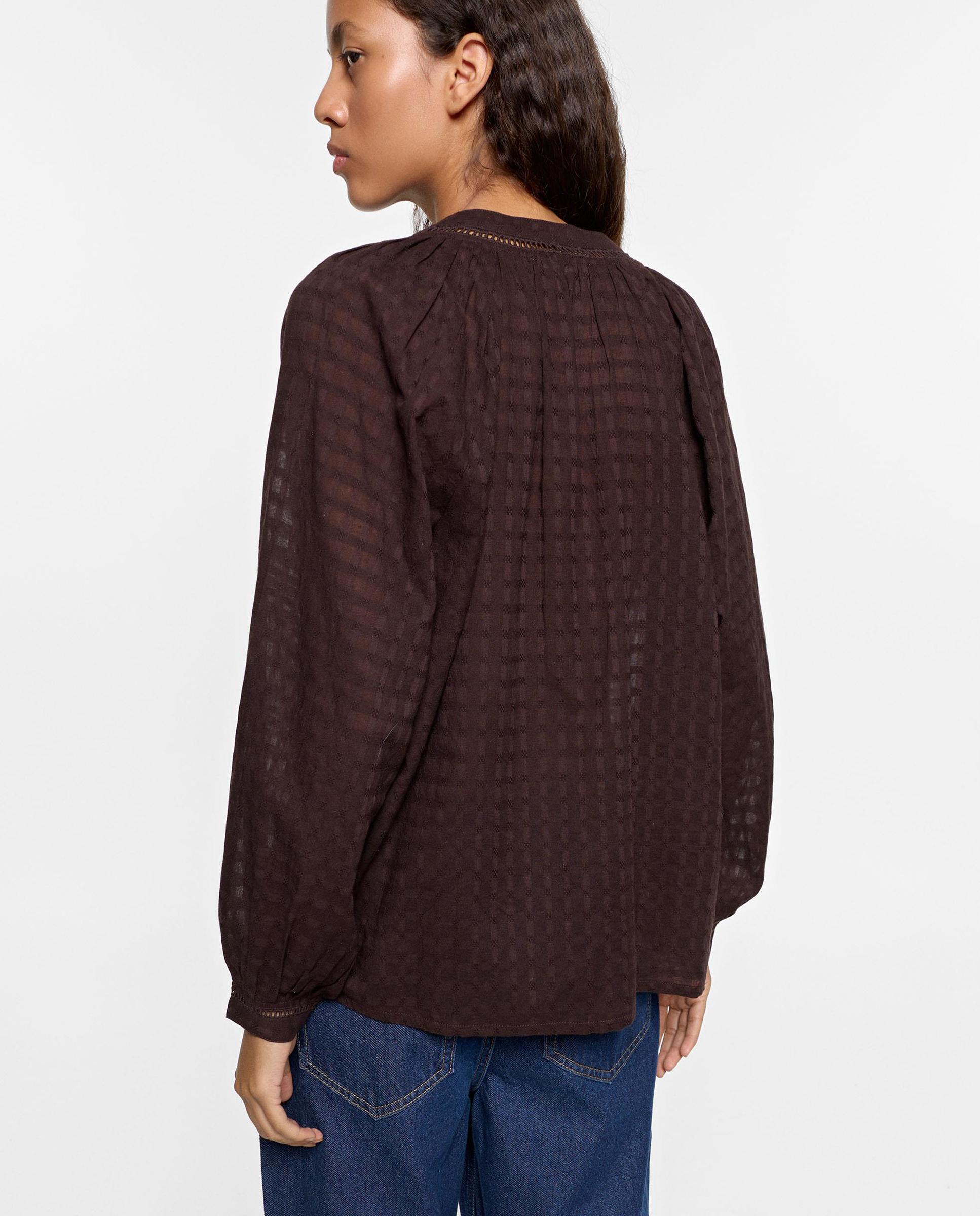 Camisa de mujer 100% algodón de manga larga con cuello mao y bordados - Parfois - Marrón oscuro Marrón oscuro-4