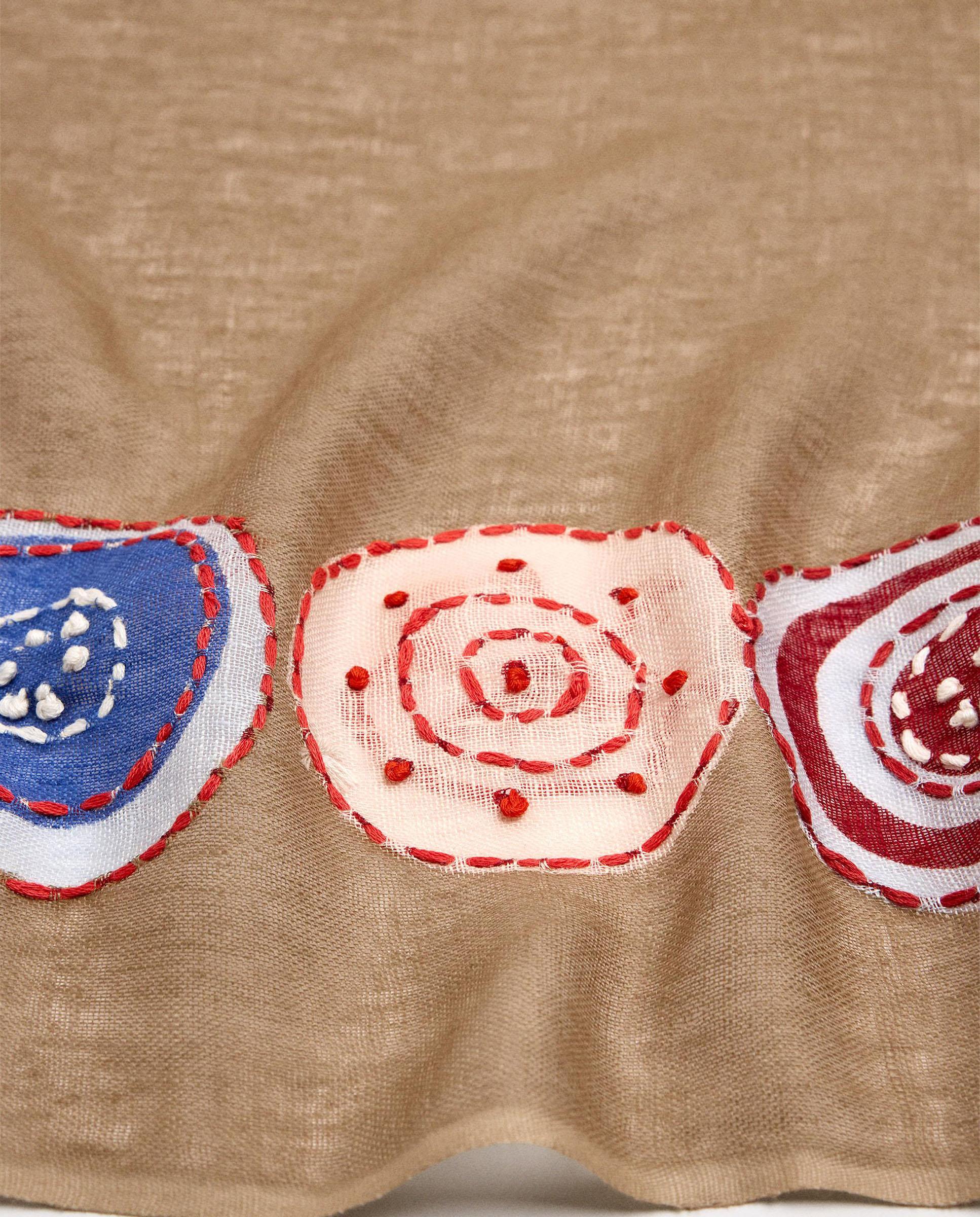 Pareo de mujer de lino con estampados - Parfois - Marrón Marrón-2