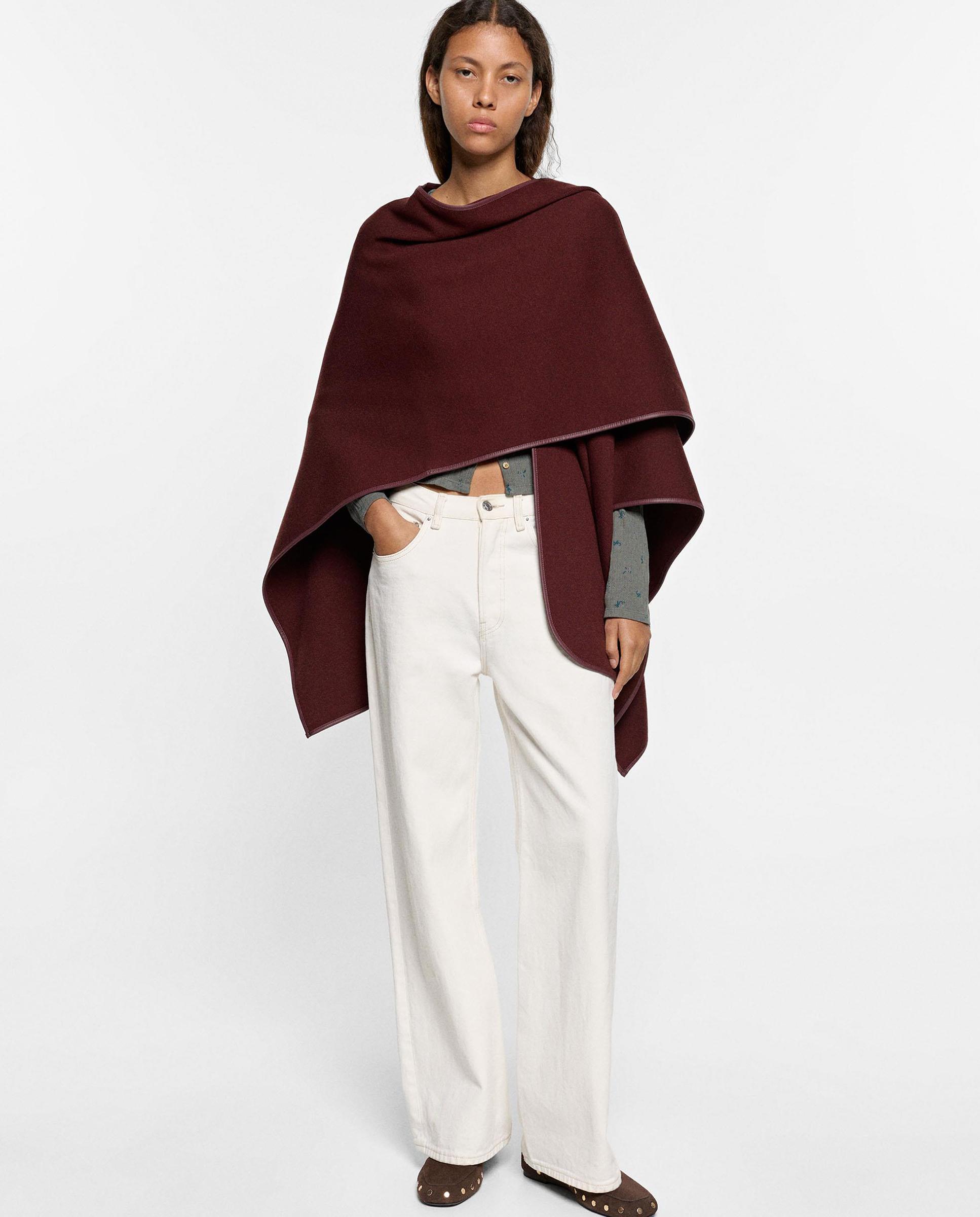 Poncho de mujer de punto en liso - Parfois - Burdeos Burdeos-1