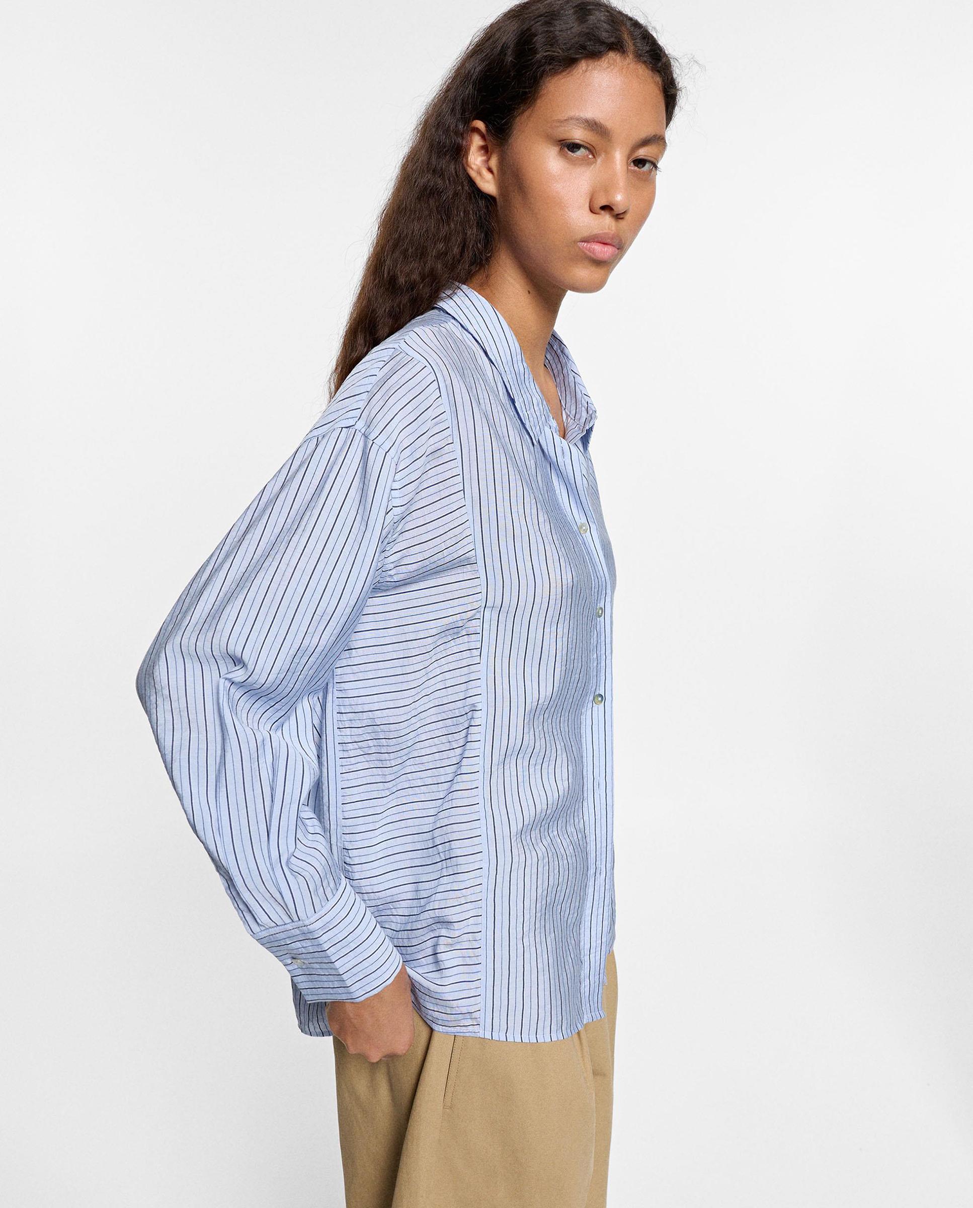 Camisa de mujer de manga larga con estampado de rayas - Parfois - Azul Azul-3