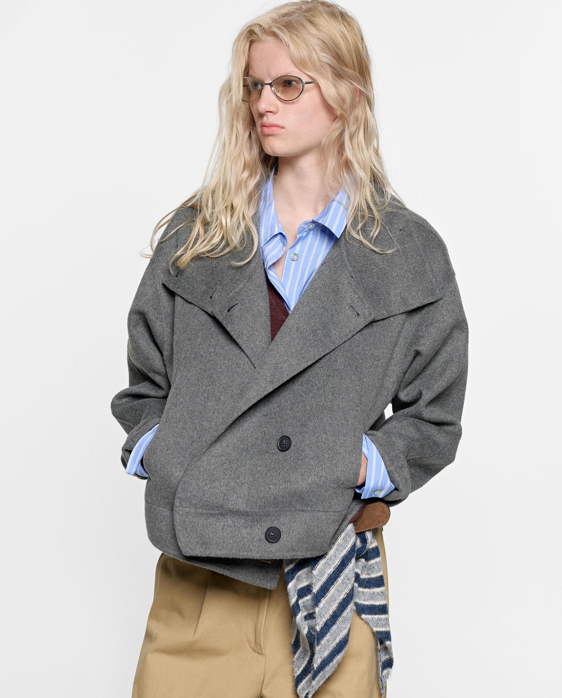Chaqueta de mujer con mezcla de tejidos y solapas - Parfois - Gris Gris-1