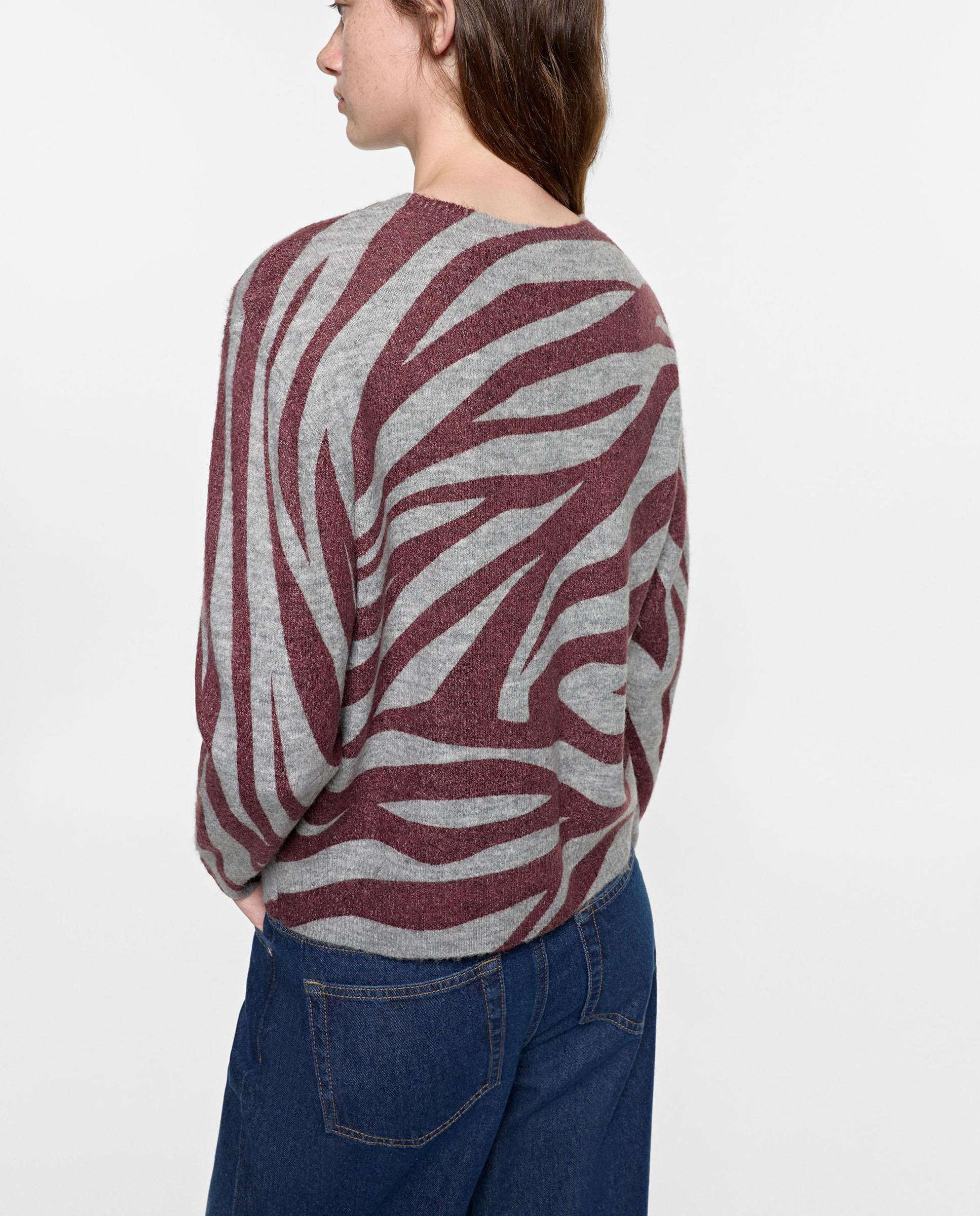Jersey de mujer de manga larga con estampado animal print - Parfois - Burdeos Burdeos-4