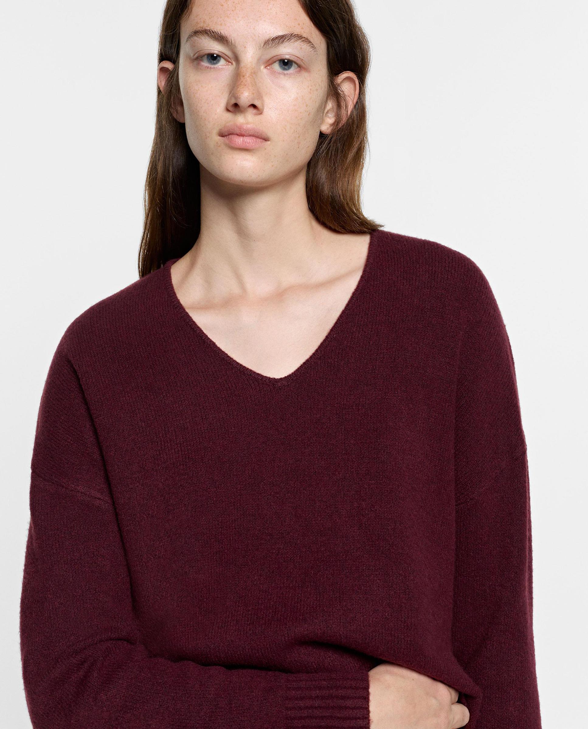 Jersey de mujer de punto de manga larga con cuello pico - Parfois - Burdeos Burdeos-1