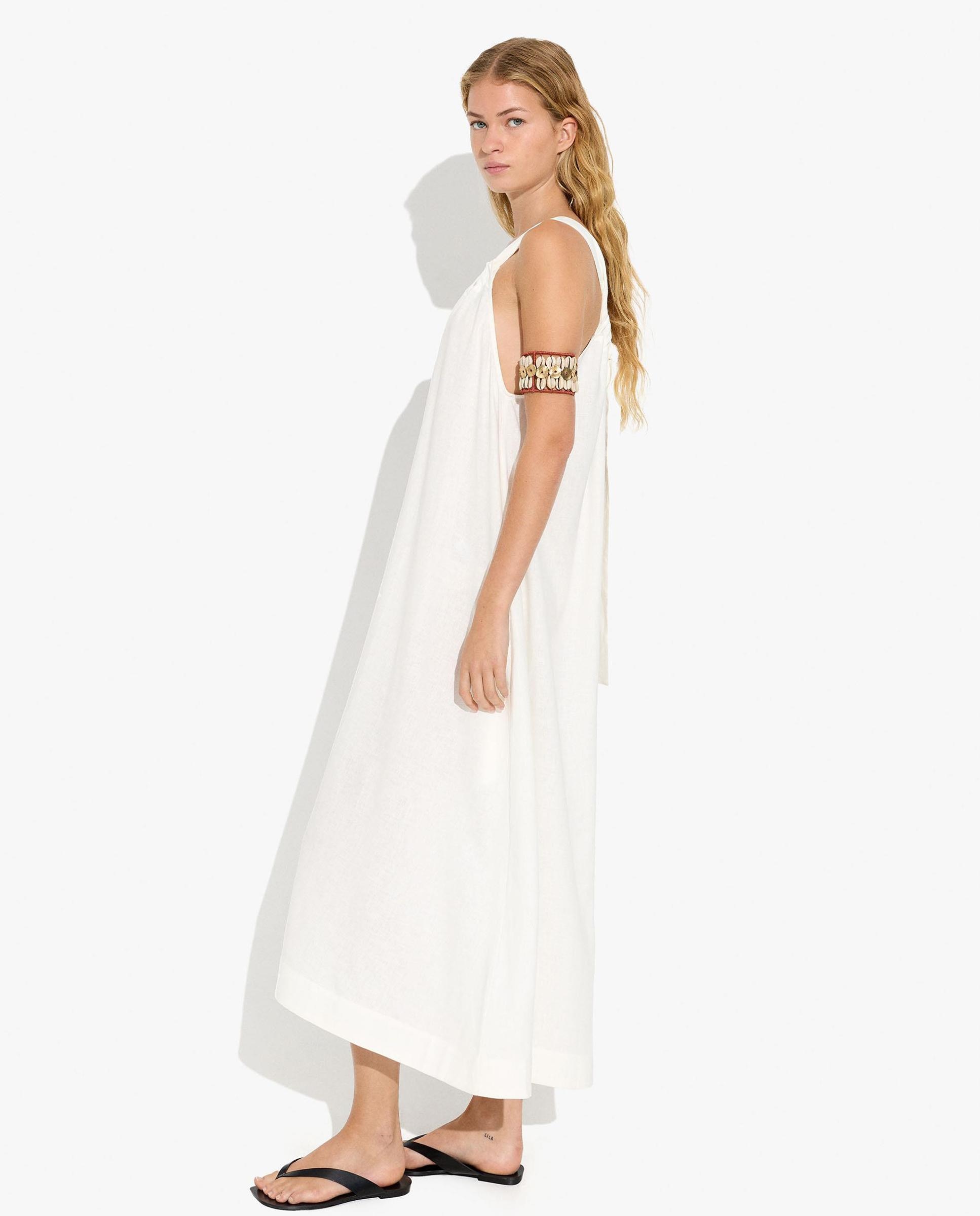 Vestido midi con lazada trasera y vuelo en liso - Parfois - Blanco Blanco-2