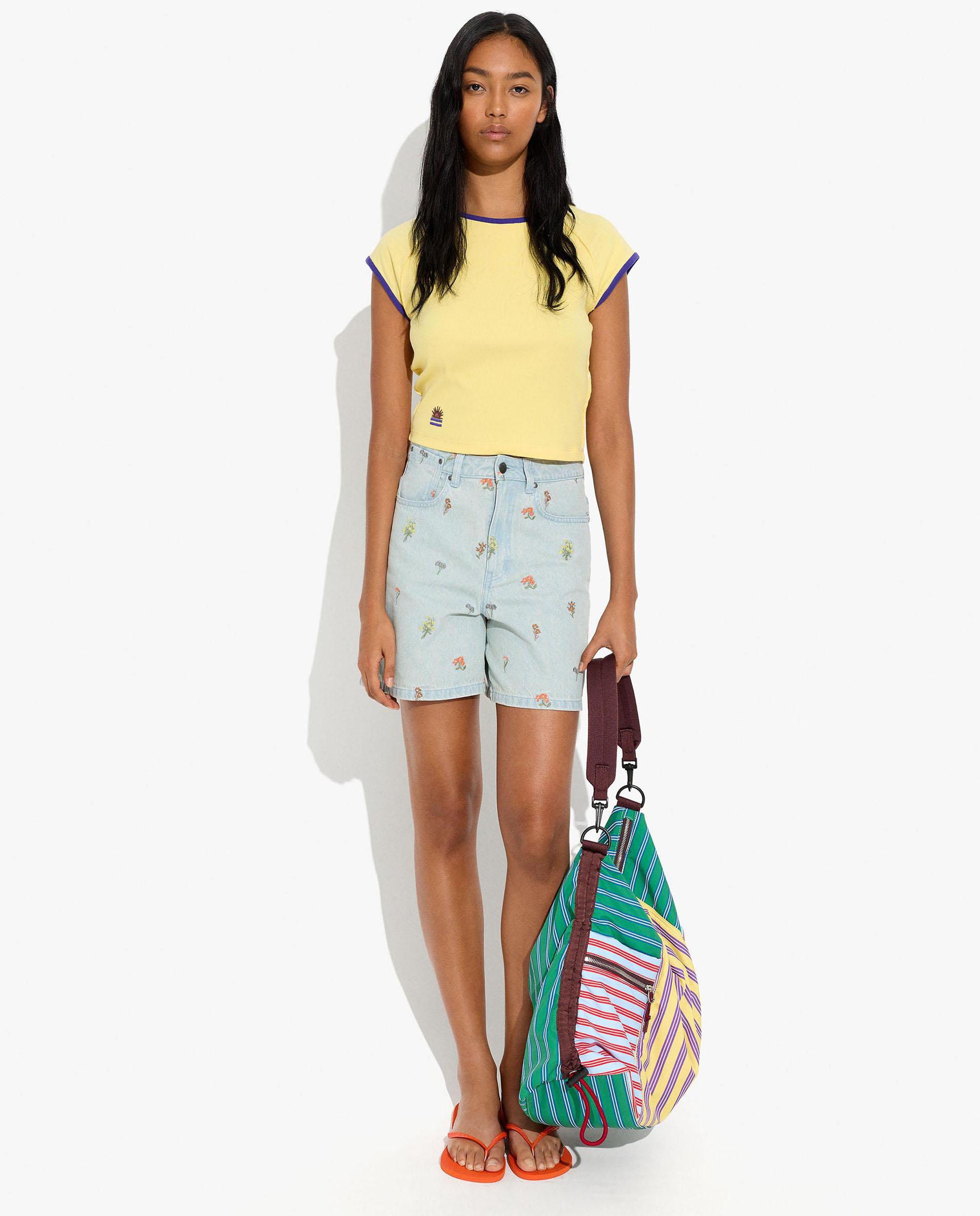 Bermudas de mujer 100% algodón denim con detalles florales - Parfois - Azul Azul-1