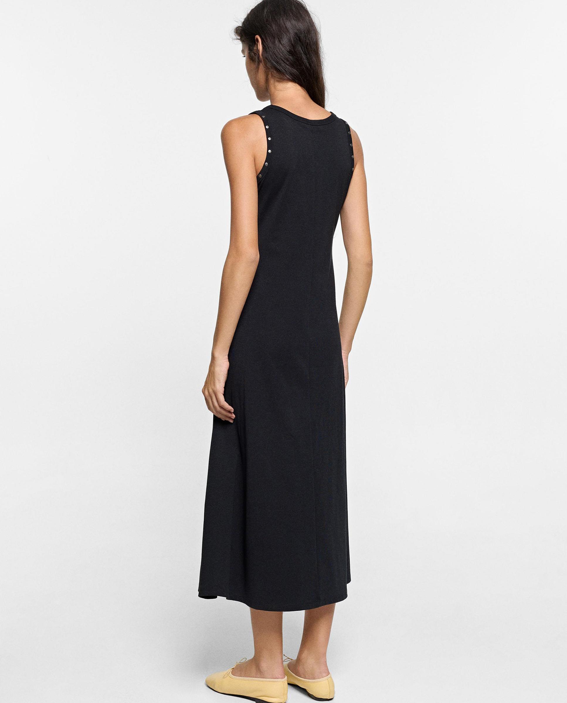 Vestido midi con tachuelas en liso - Parfois - Negro Negro-4