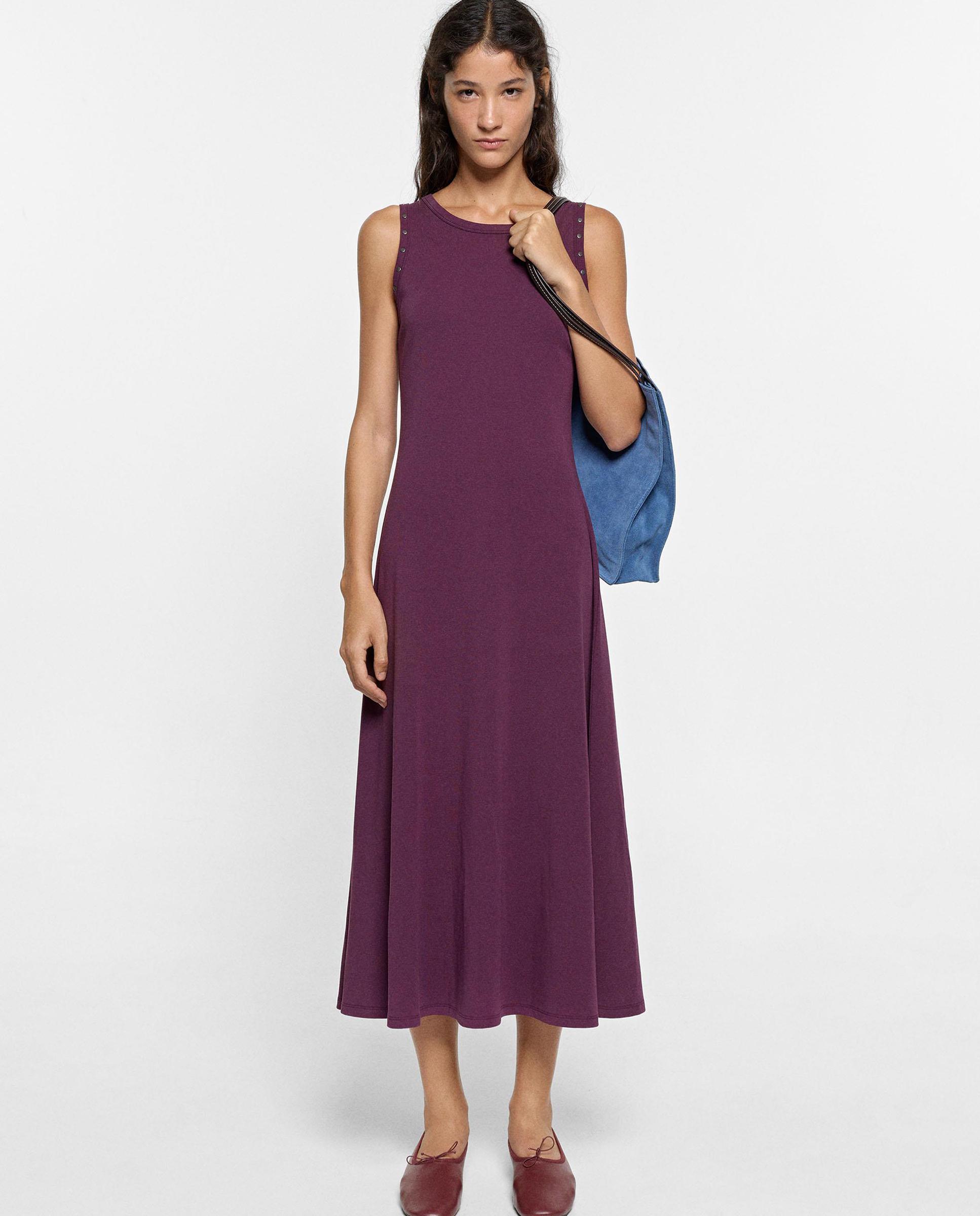 Vestido midi con tachuelas en liso - Parfois - Morado Morado-2