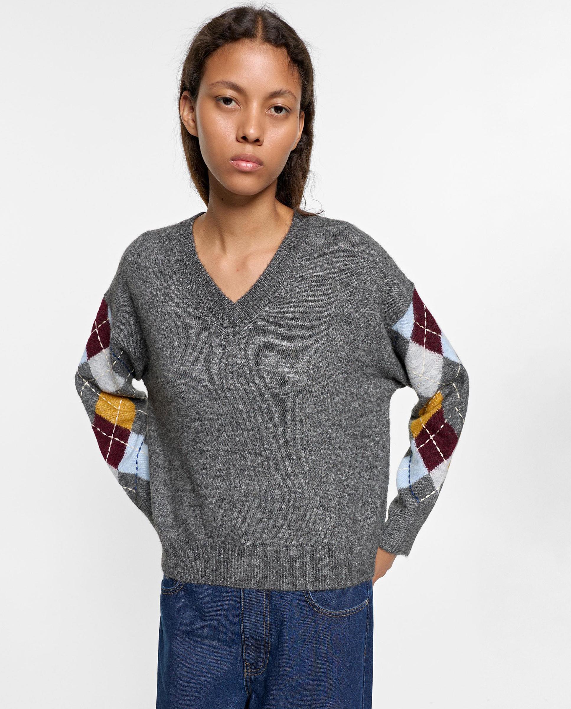 Imagen 0 de Jersey de mujer de punto con rombos en mangas Gris