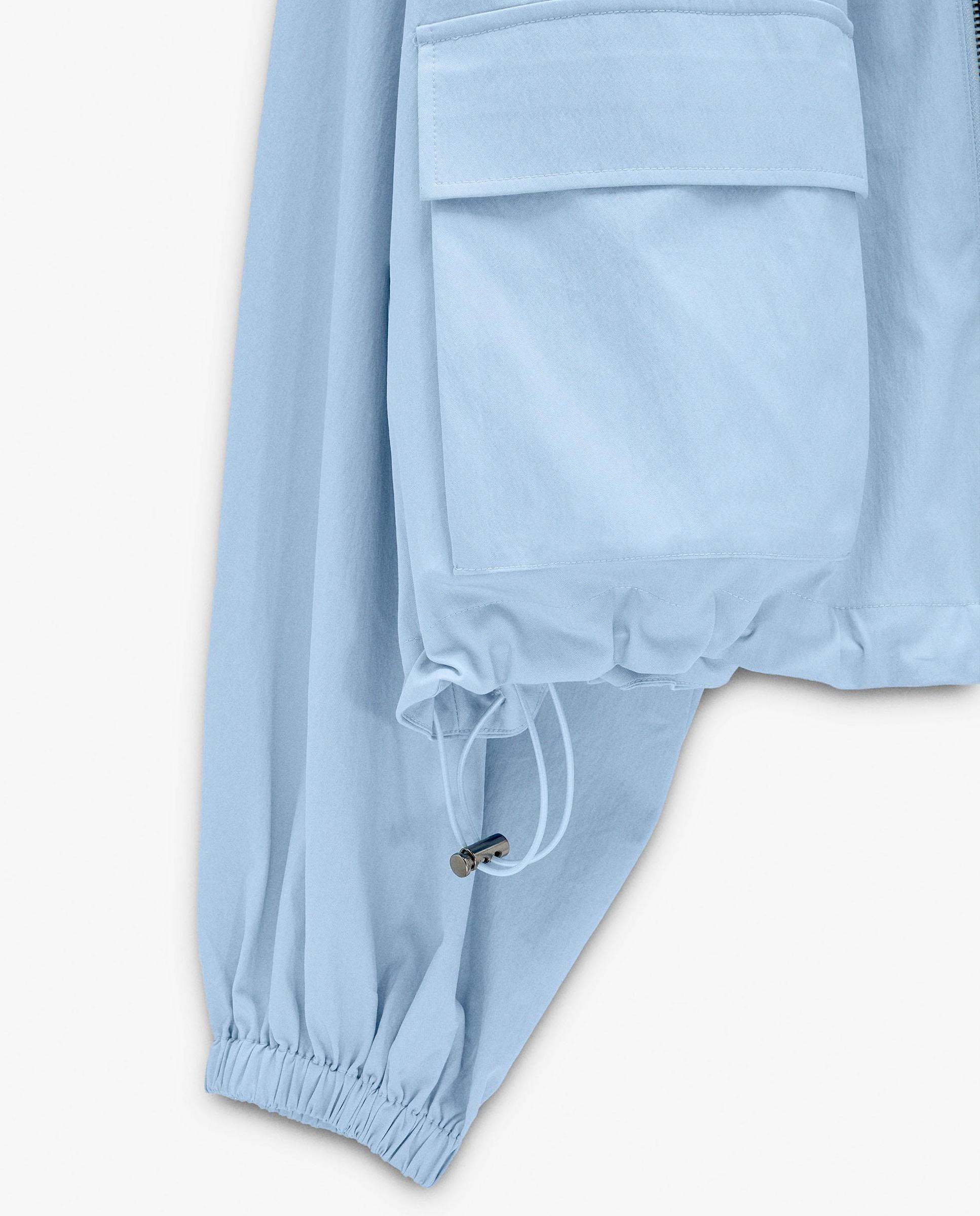 Chaqueta de mujer con capucha y puños elásticos en liso - Parfois - Azul Azul-8