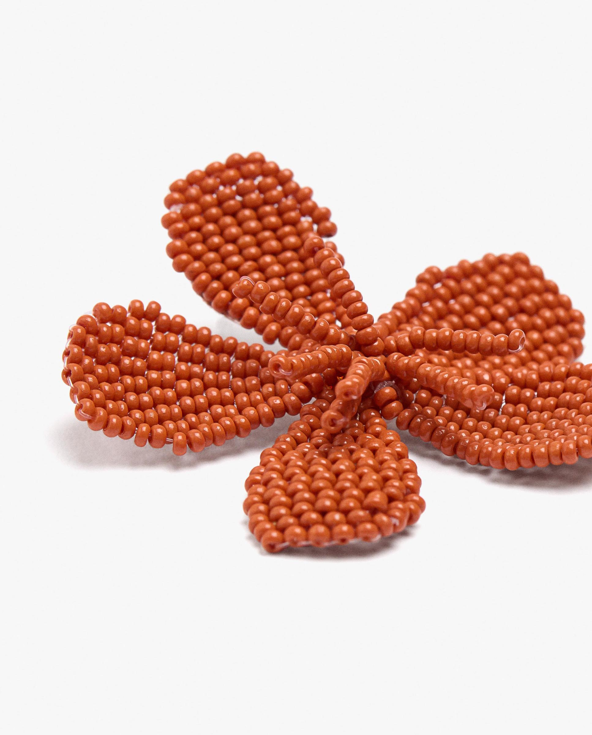 Pendientes con forma de flor y cuentas decorativas - Parfois - Naranja Naranja-2