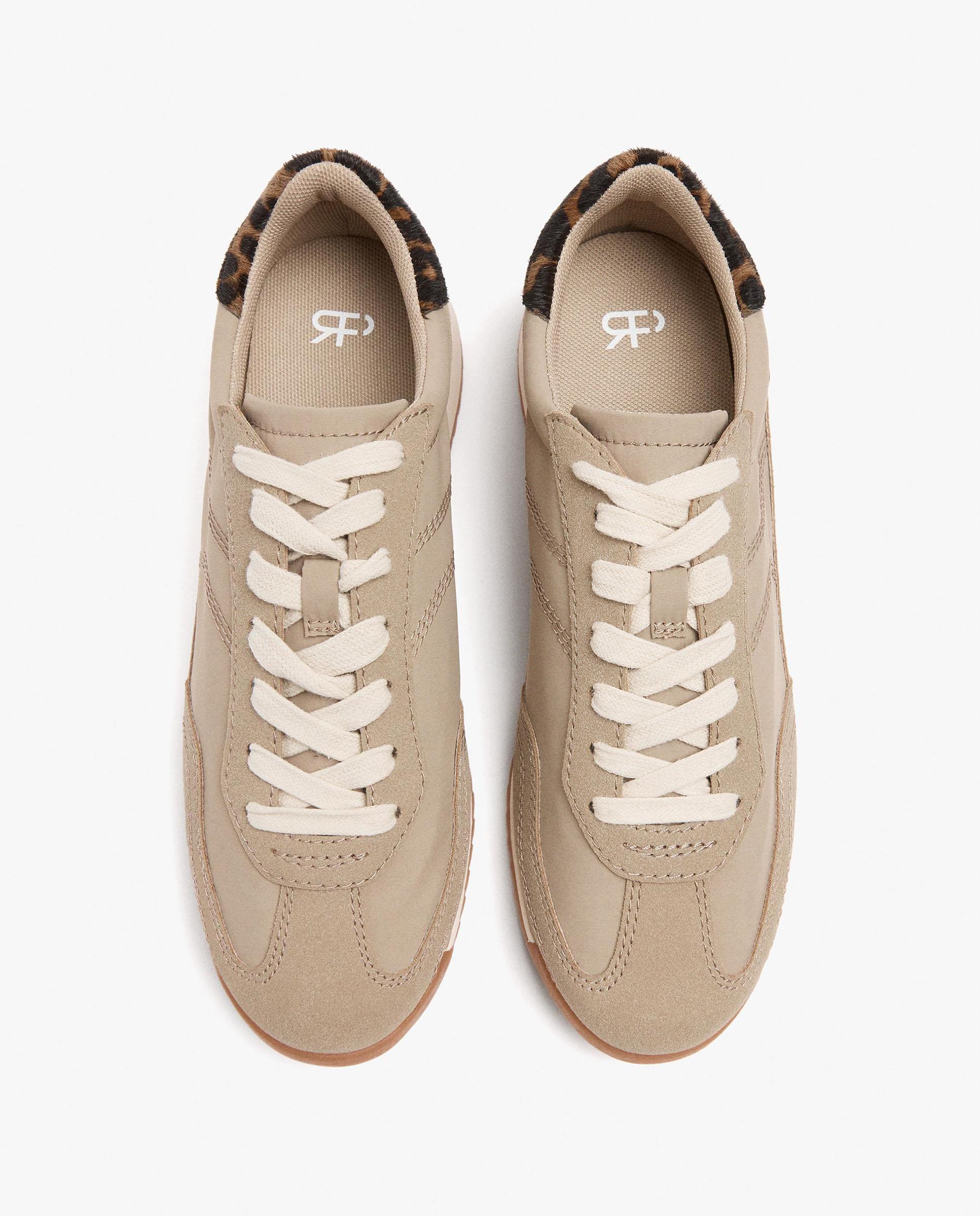 Zapatillas deportivas de mujer con pespuntes y detalle de animal print - Parfois - Beige Beige-3