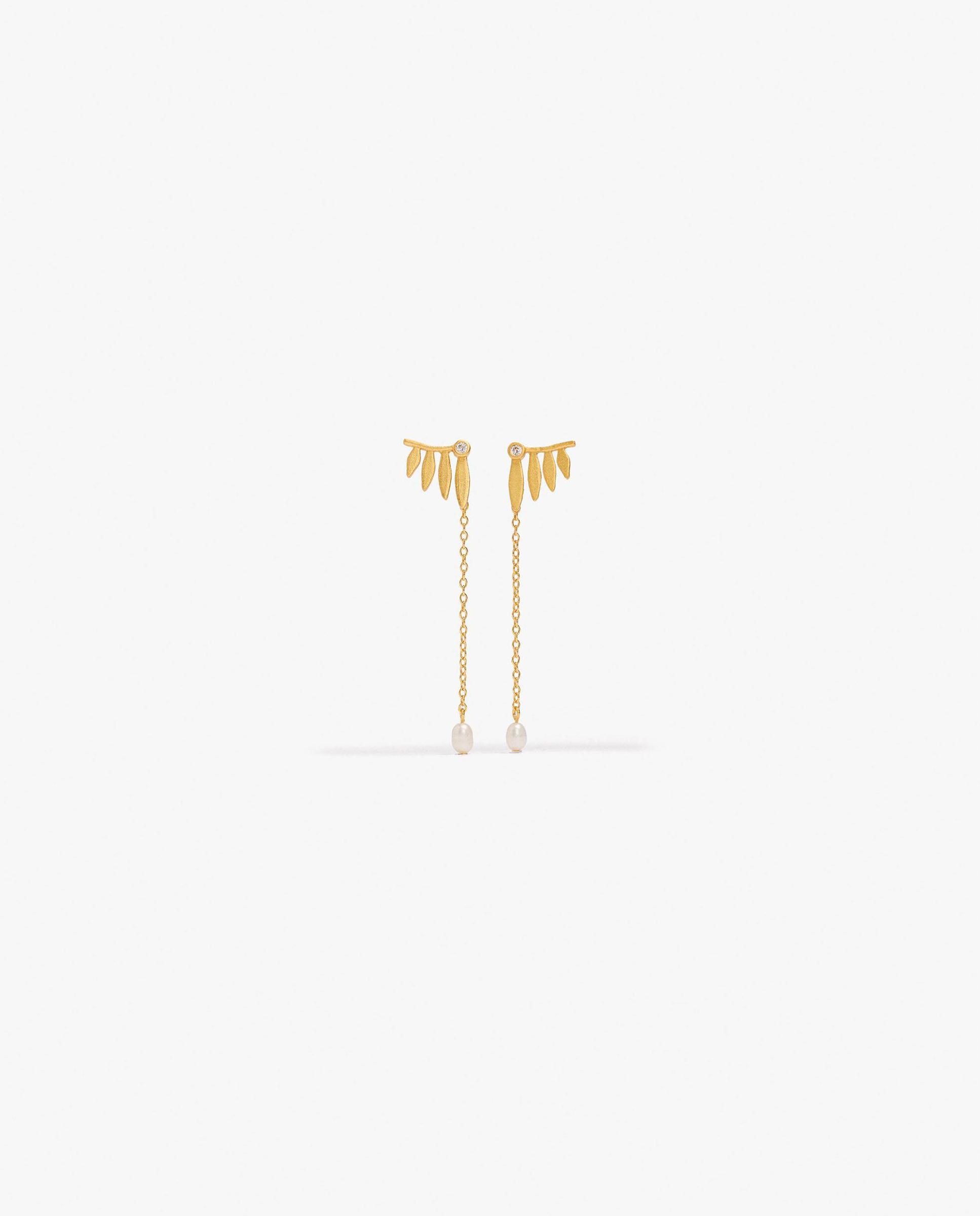 Pendientes de plata de ley bañado en oro de 18 k con minipétalos y perlas - Parfois - Blanco Blanco-1