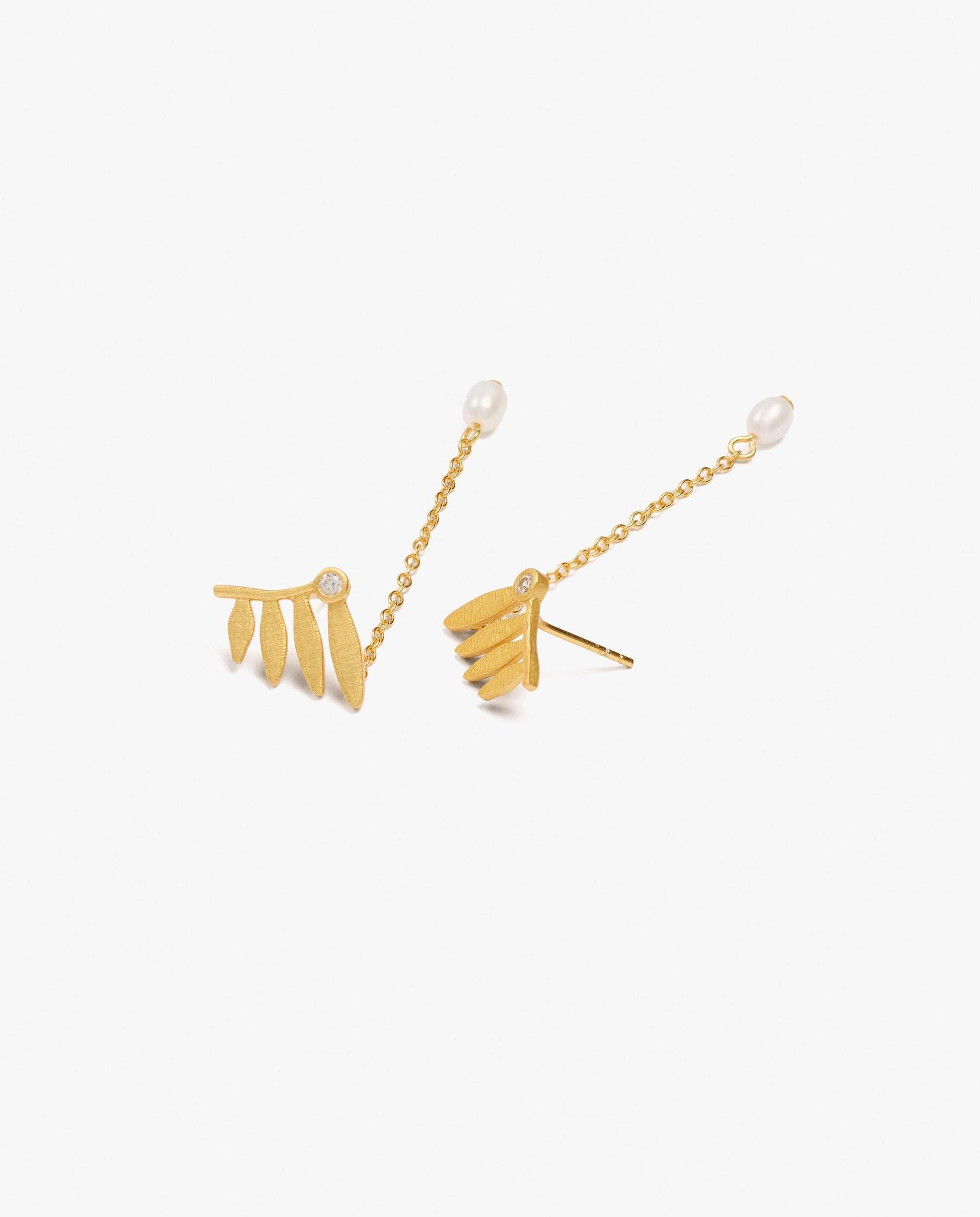 Pendientes de plata de ley bañado en oro de 18 k con minipétalos y perlas - Parfois - Blanco Blanco-2