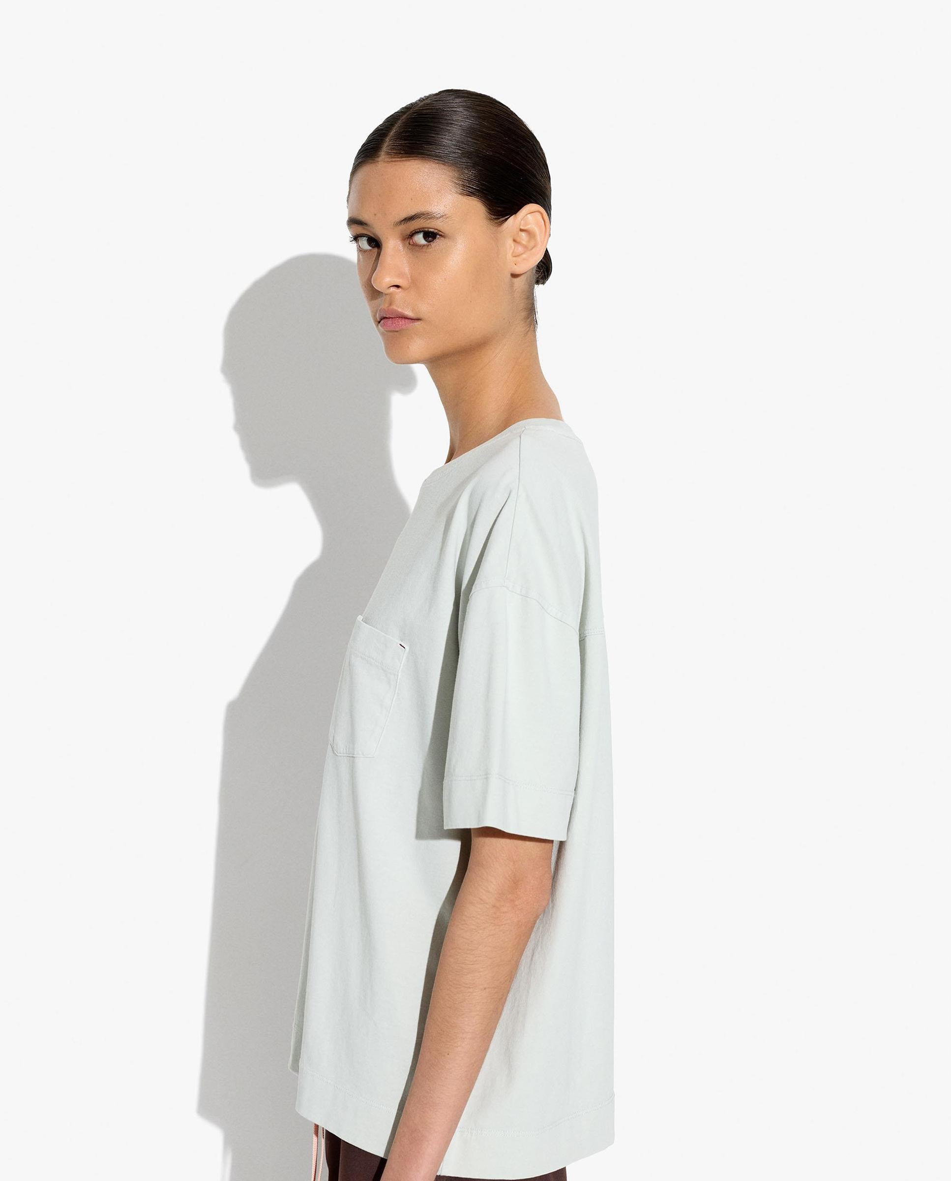 Camiseta de mujer 100% algodón de manga corta con bolsillo lateral - Parfois - Gris claro Gris claro-3