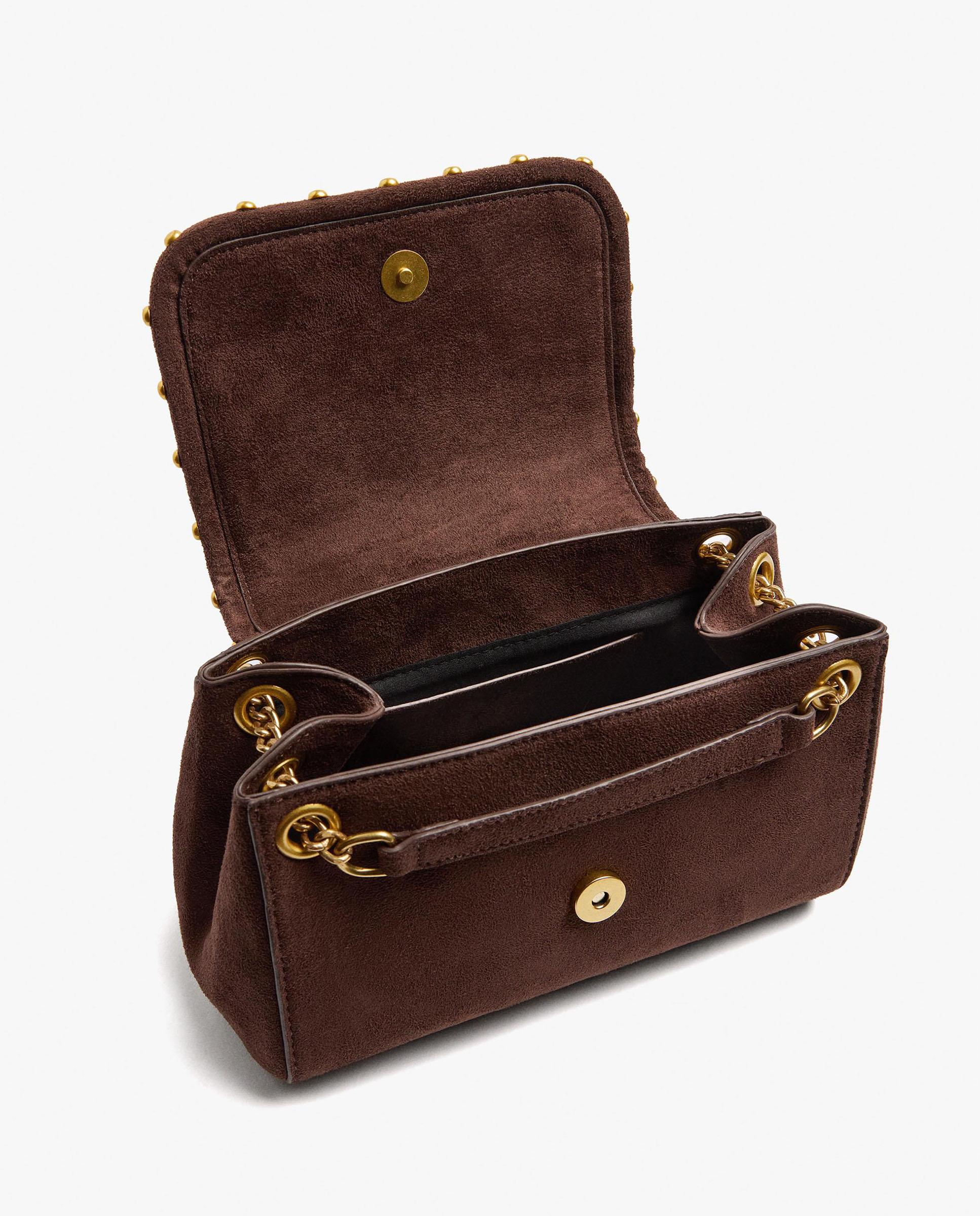 Bolso de hombro multiposición con solapa y tachuelas decorativas con cierre imantado - Parfois - Marrón oscuro Marrón oscuro-4