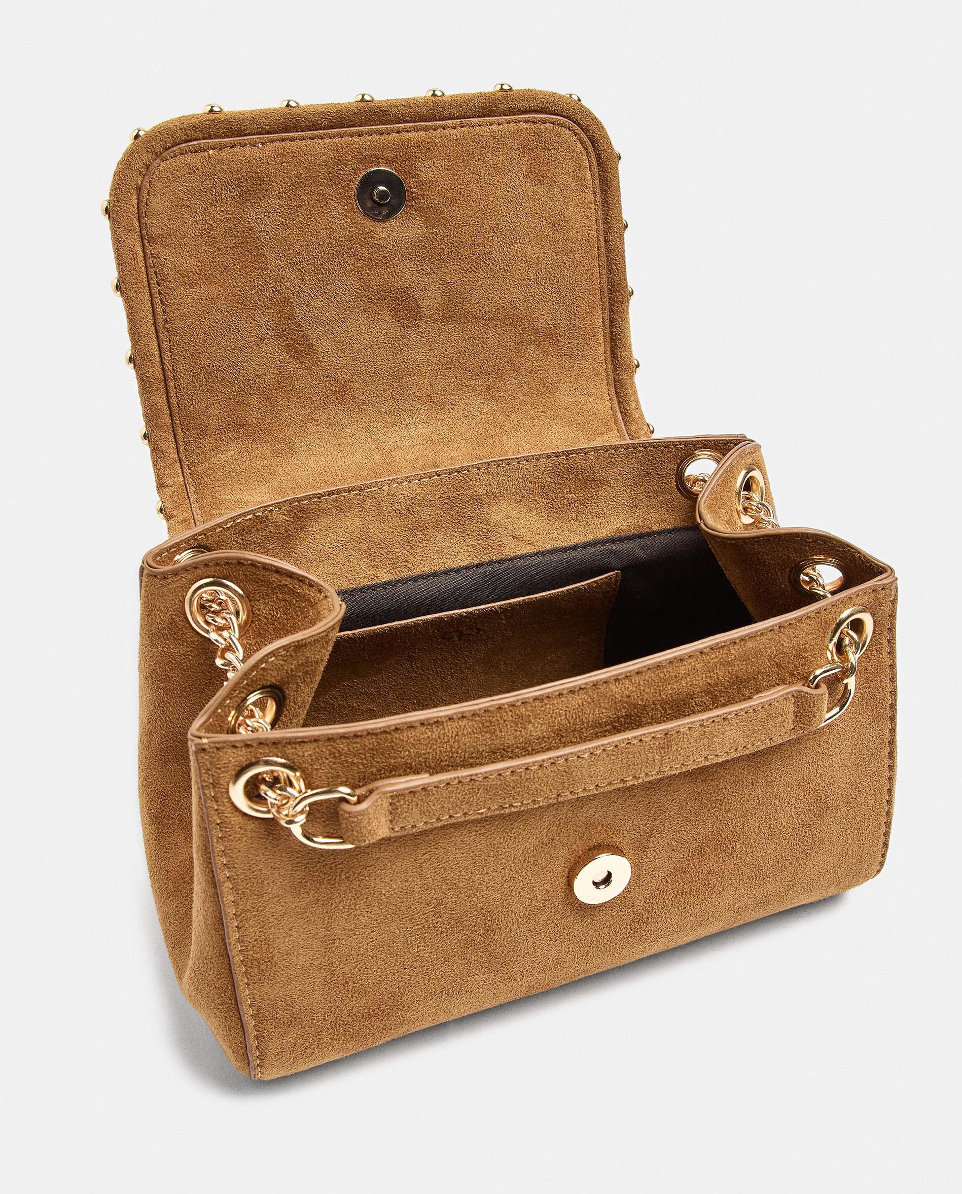 Bolso de hombro con solapa y esferzas en liso - Parfois - Camel Camel-5