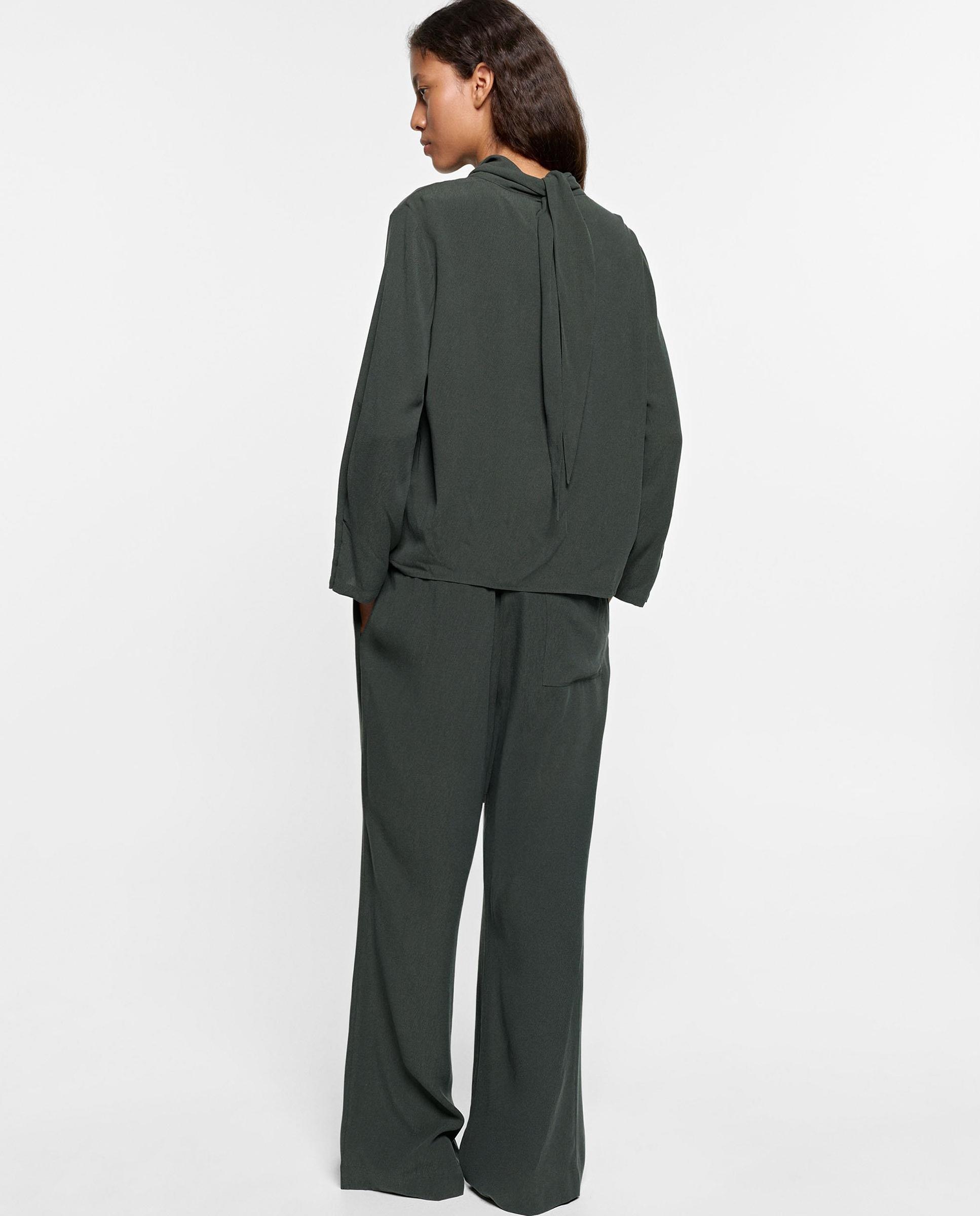 Pantalones anchos de mujer con cintura elástica en liso - Parfois - Verde Verde-4