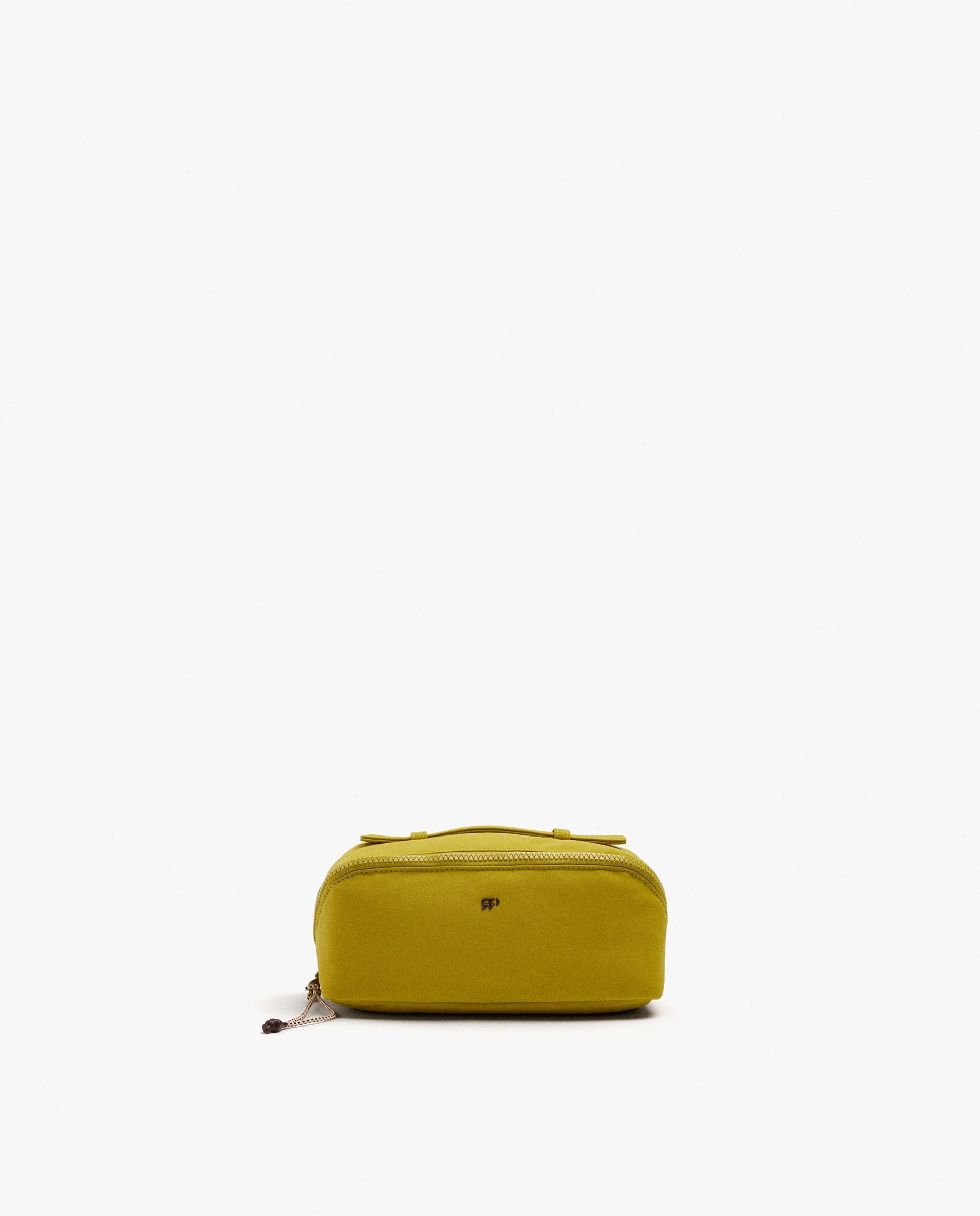 Neceser rectangular con cierre de cremallera en liso - Parfois - Kaki Kaki-1