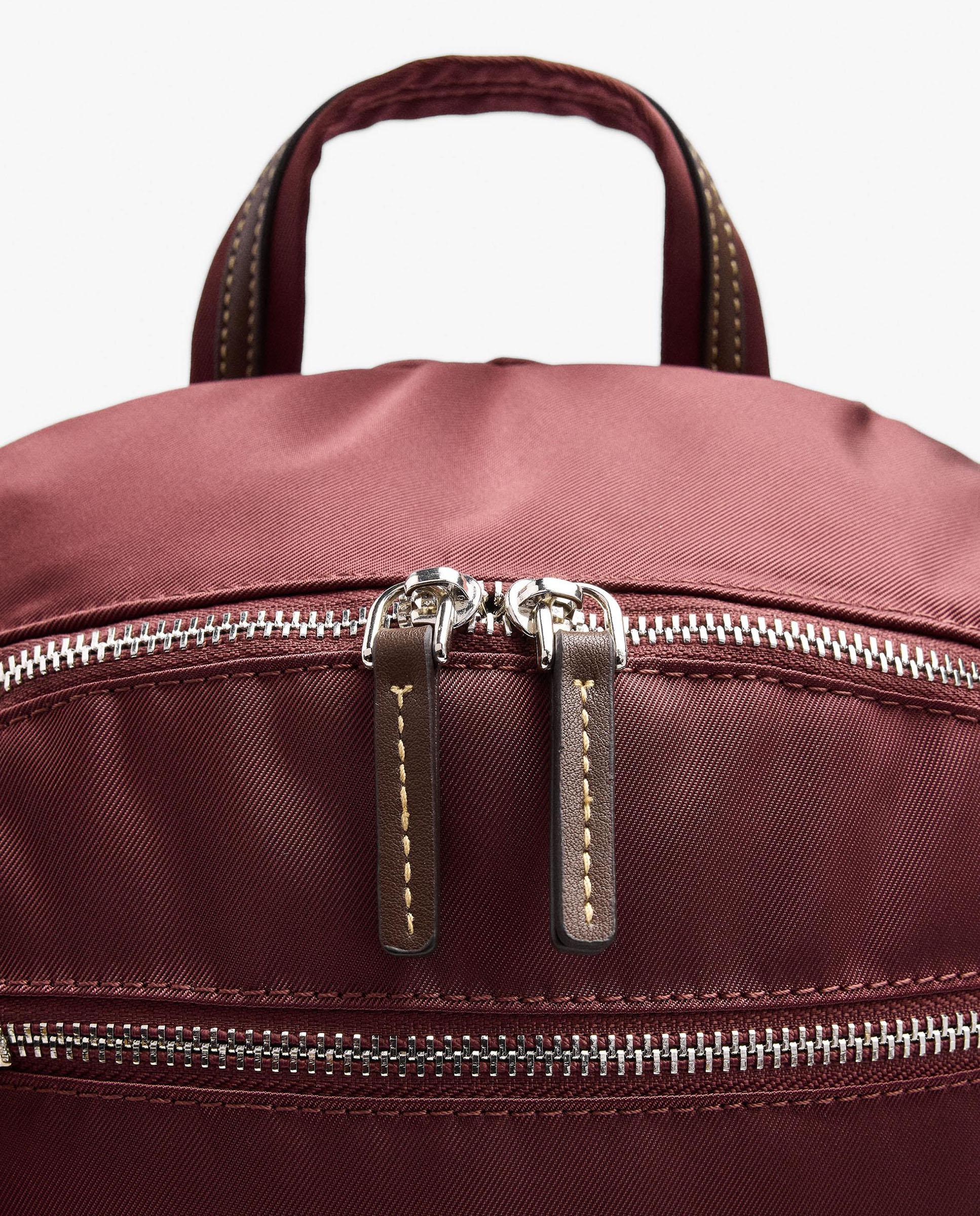 Mochila de mujer con varios compartimentos y cierre de cremallera con llavero extraíble en liso - Parfois - Burdeos Burdeos-3