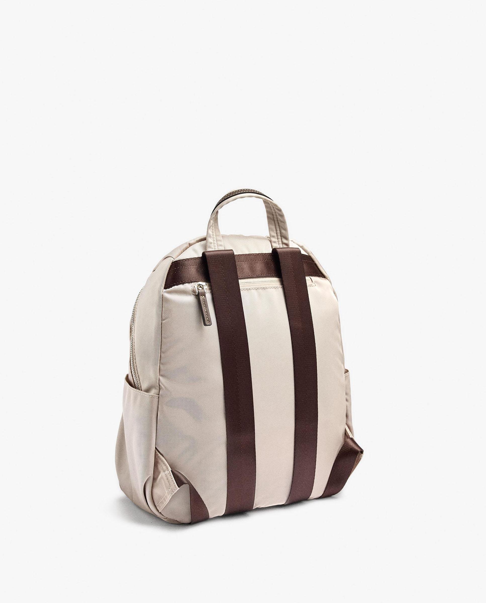 Mochila de mujer con varios compartimentos y cierre de cremallera con llavero extraíble en liso - Parfois - Crudo Crudo-2