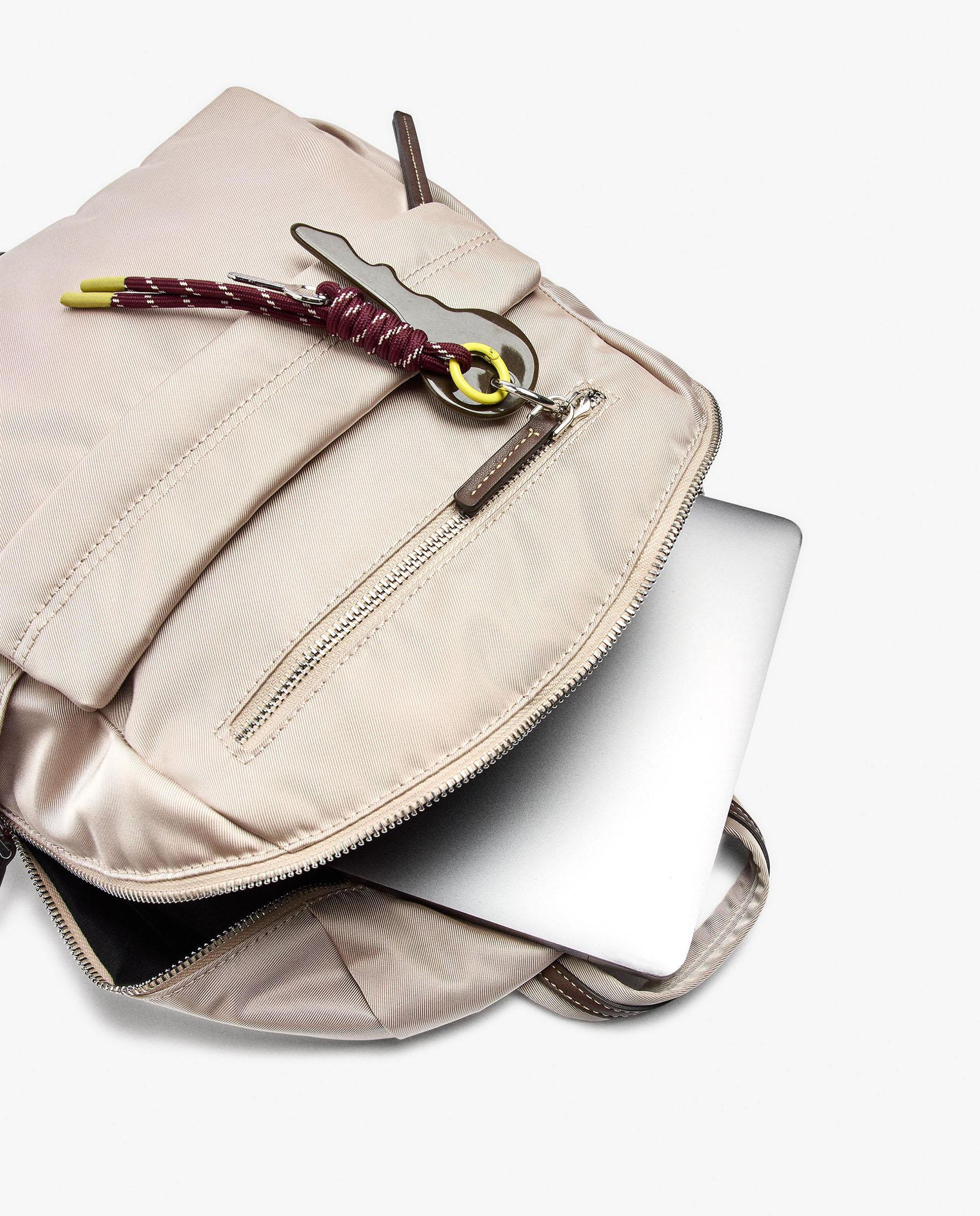 Mochila de mujer con varios compartimentos y cierre de cremallera con llavero extraíble en liso - Parfois - Crudo Crudo-4