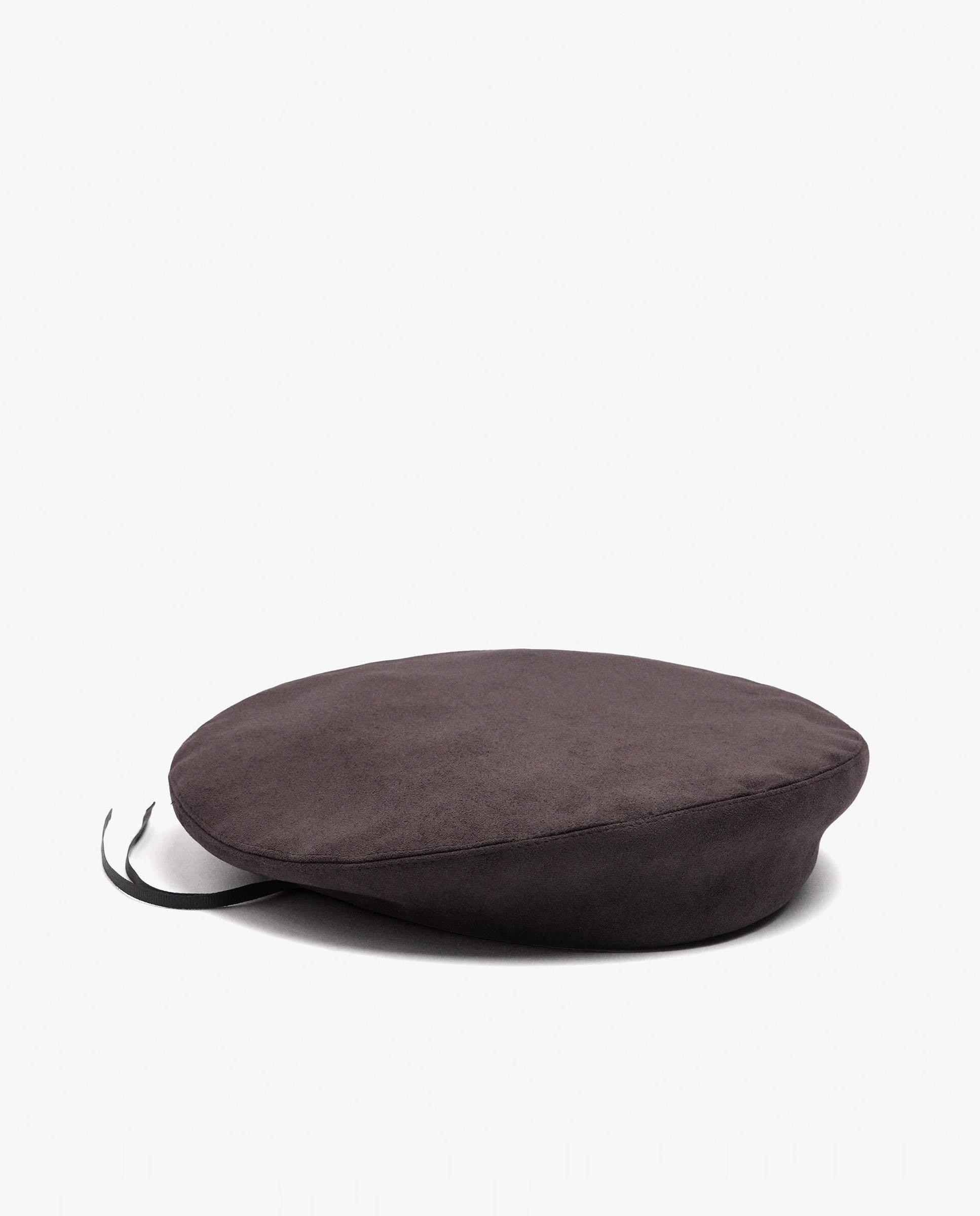 Imagen 0 de Boina de mujer con pespuntes en liso Gris