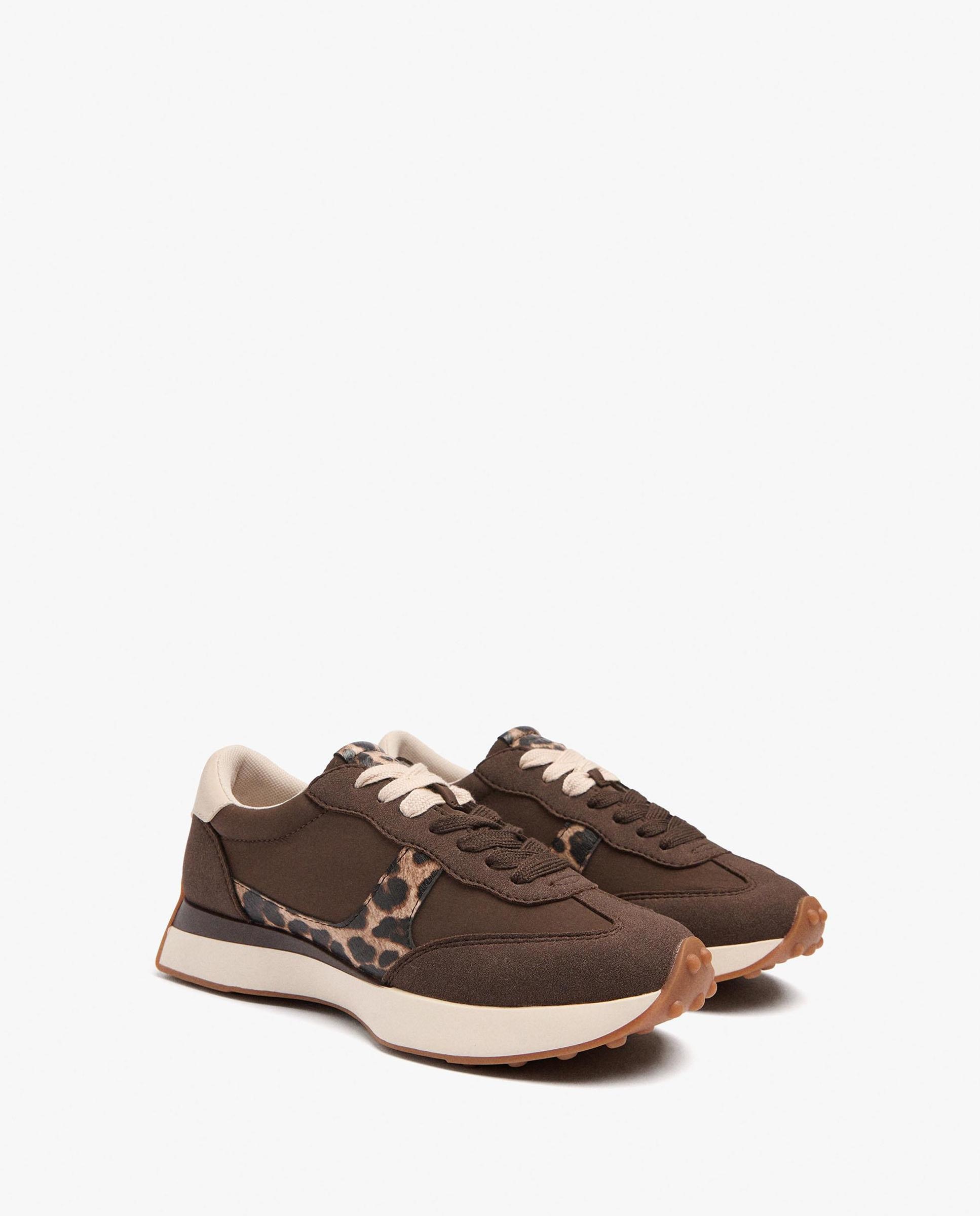 Zapatillas deportivas de mujer con detalle de animal print a contraste - Parfois - Marrón oscuro Marrón oscuro-2