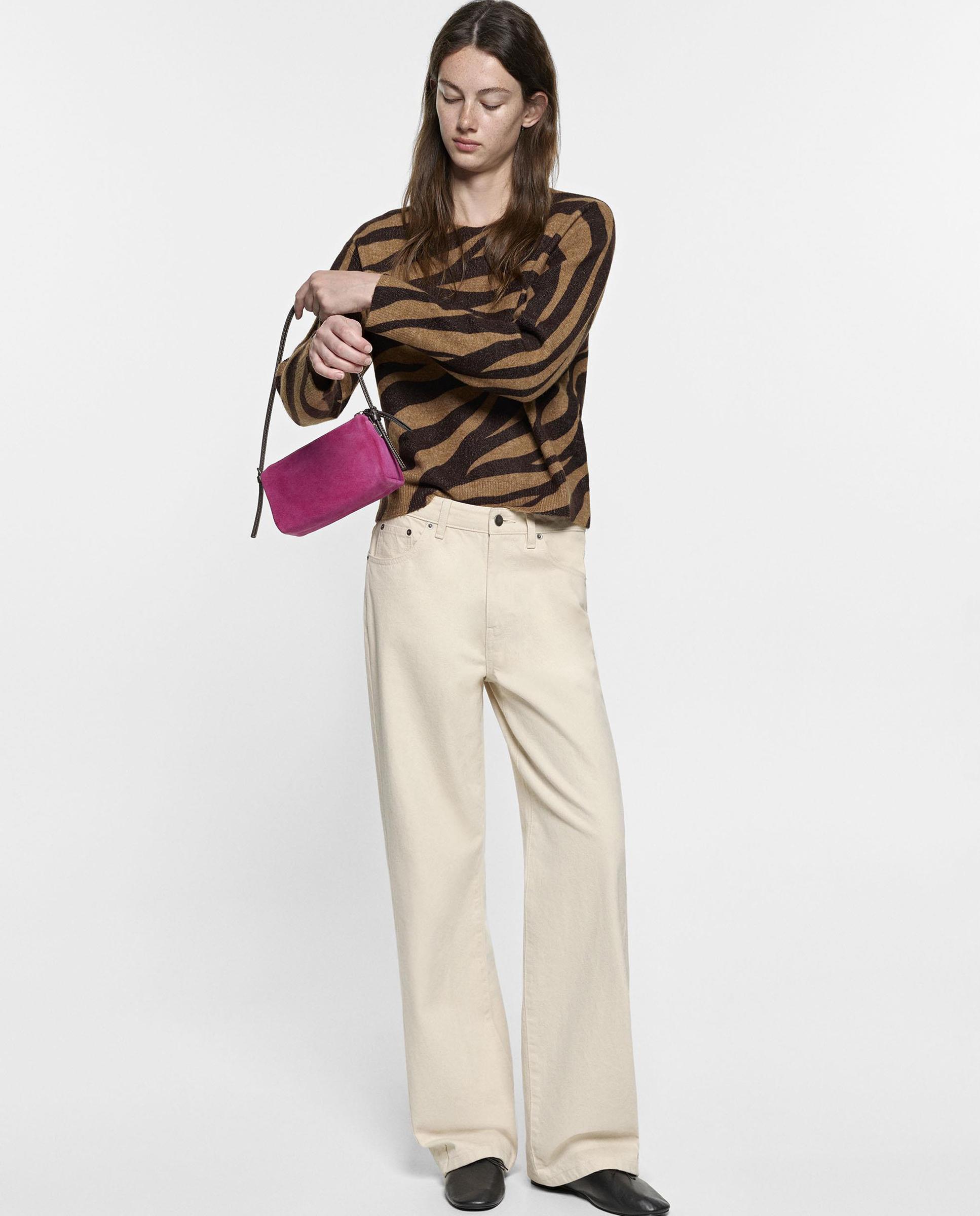 Jersey de mujer de manga larga con estampado animal print - Parfois - Camel Camel-2