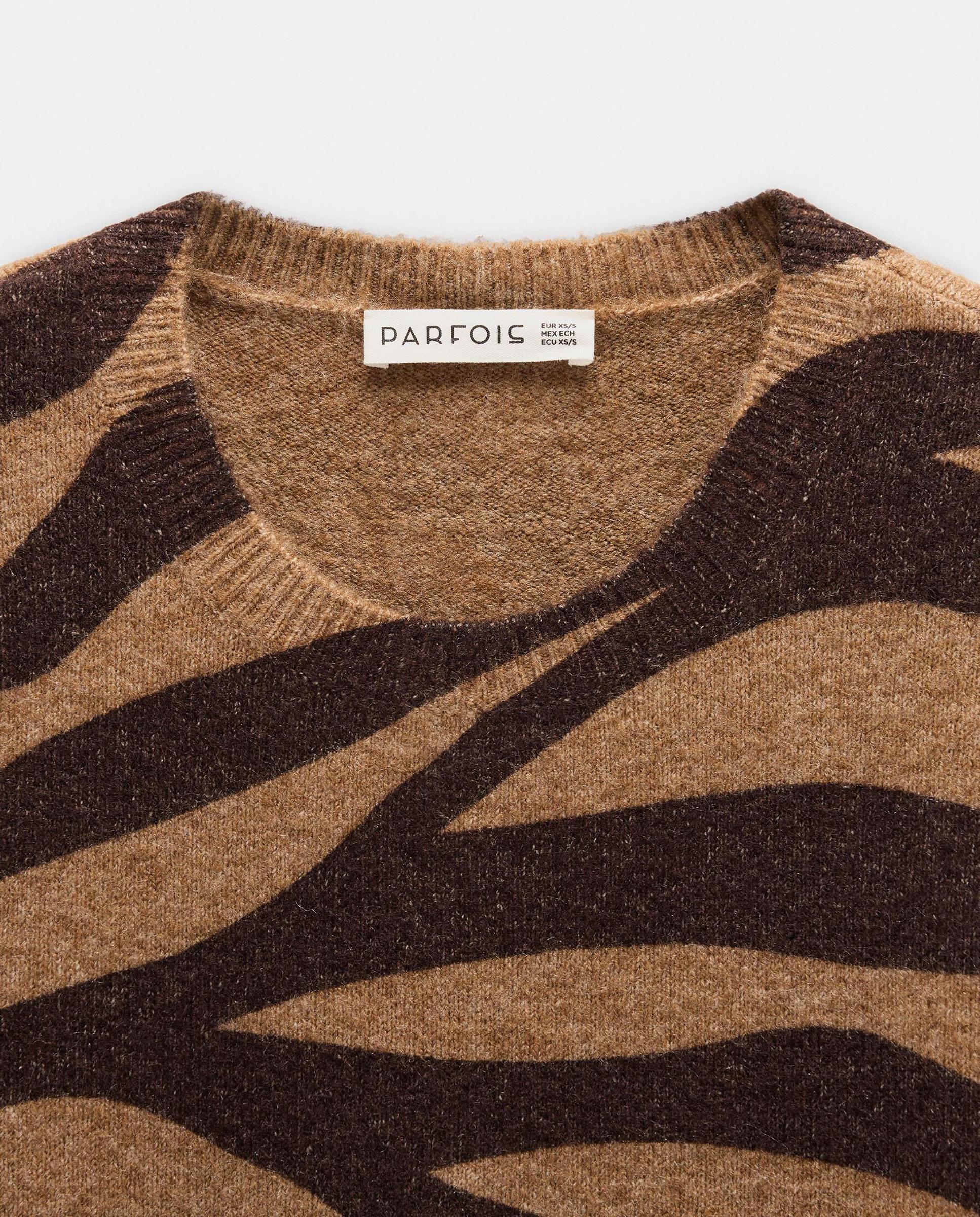 Jersey de mujer de manga larga con estampado animal print - Parfois - Camel Camel-4